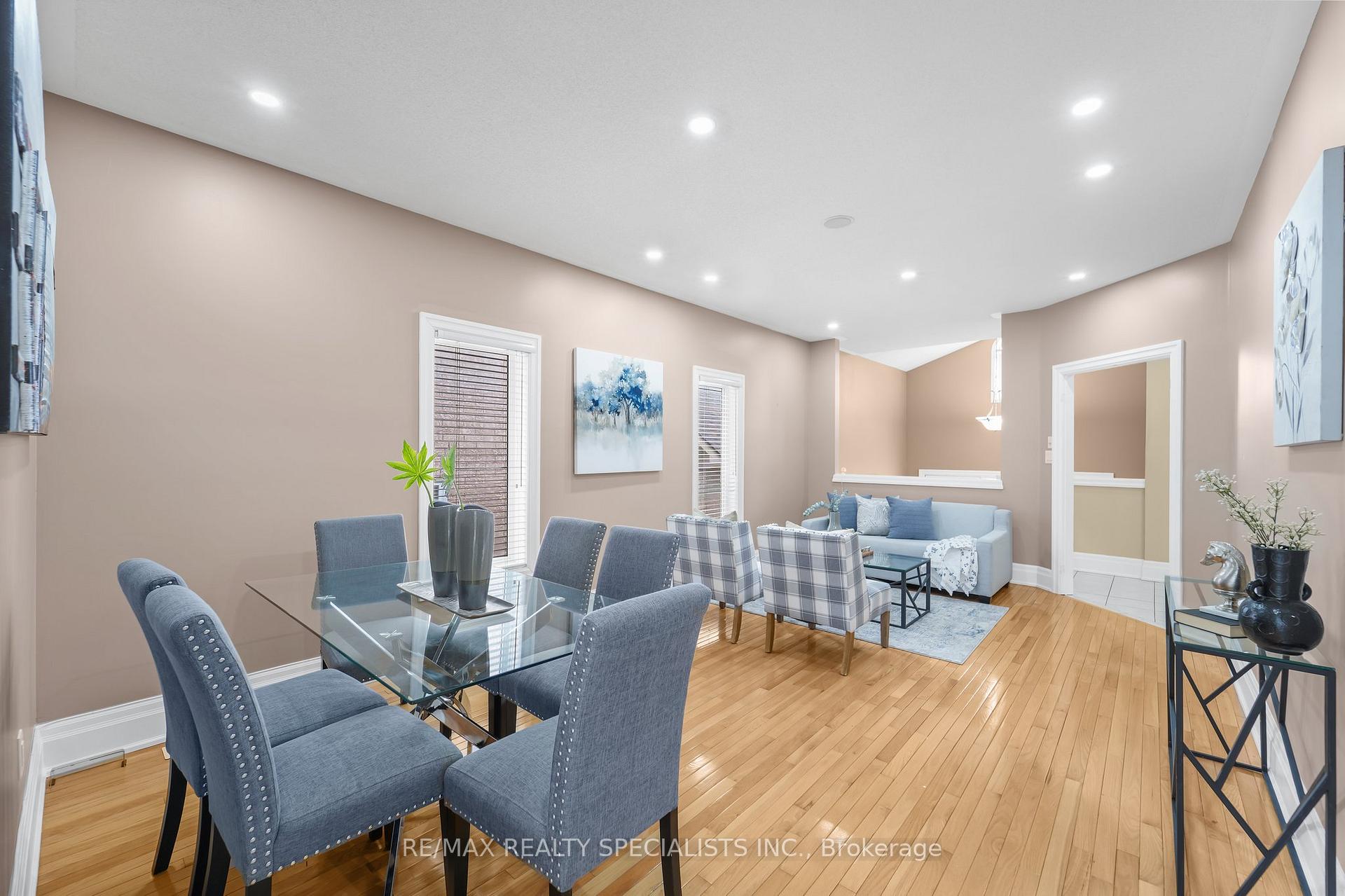 Photo 11 of 73 Baybrook Road, Brampton, Snelgrove — HOMEH