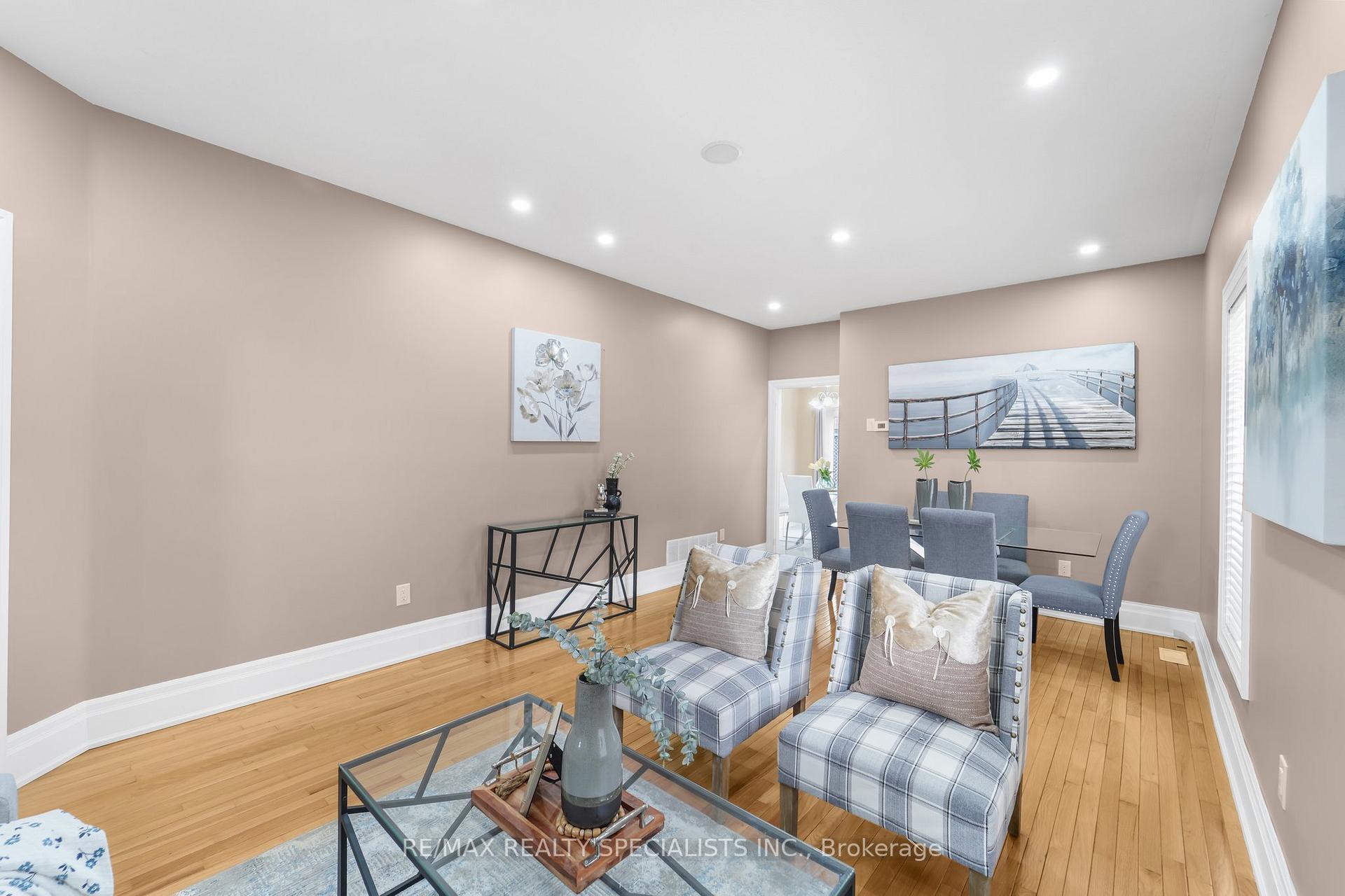 Photo 13 of 73 Baybrook Road, Brampton, Snelgrove — HOMEH