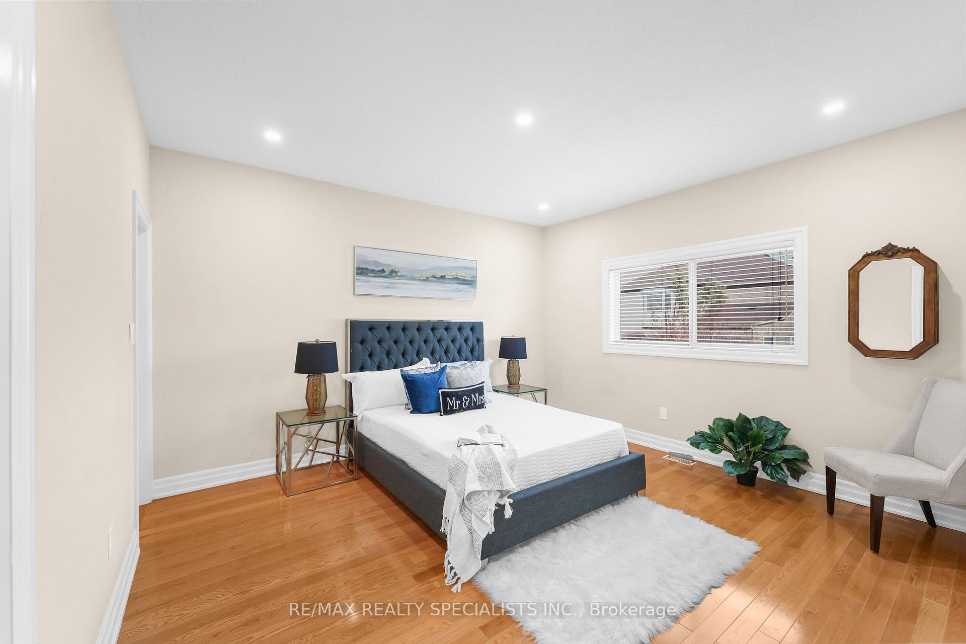 Photo 19 of 73 Baybrook Road, Brampton, Snelgrove — HOMEH