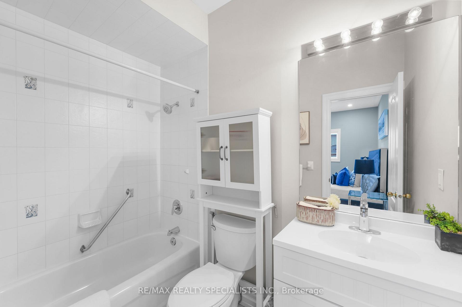 Photo 23 of 73 Baybrook Road, Brampton, Snelgrove — HOMEH