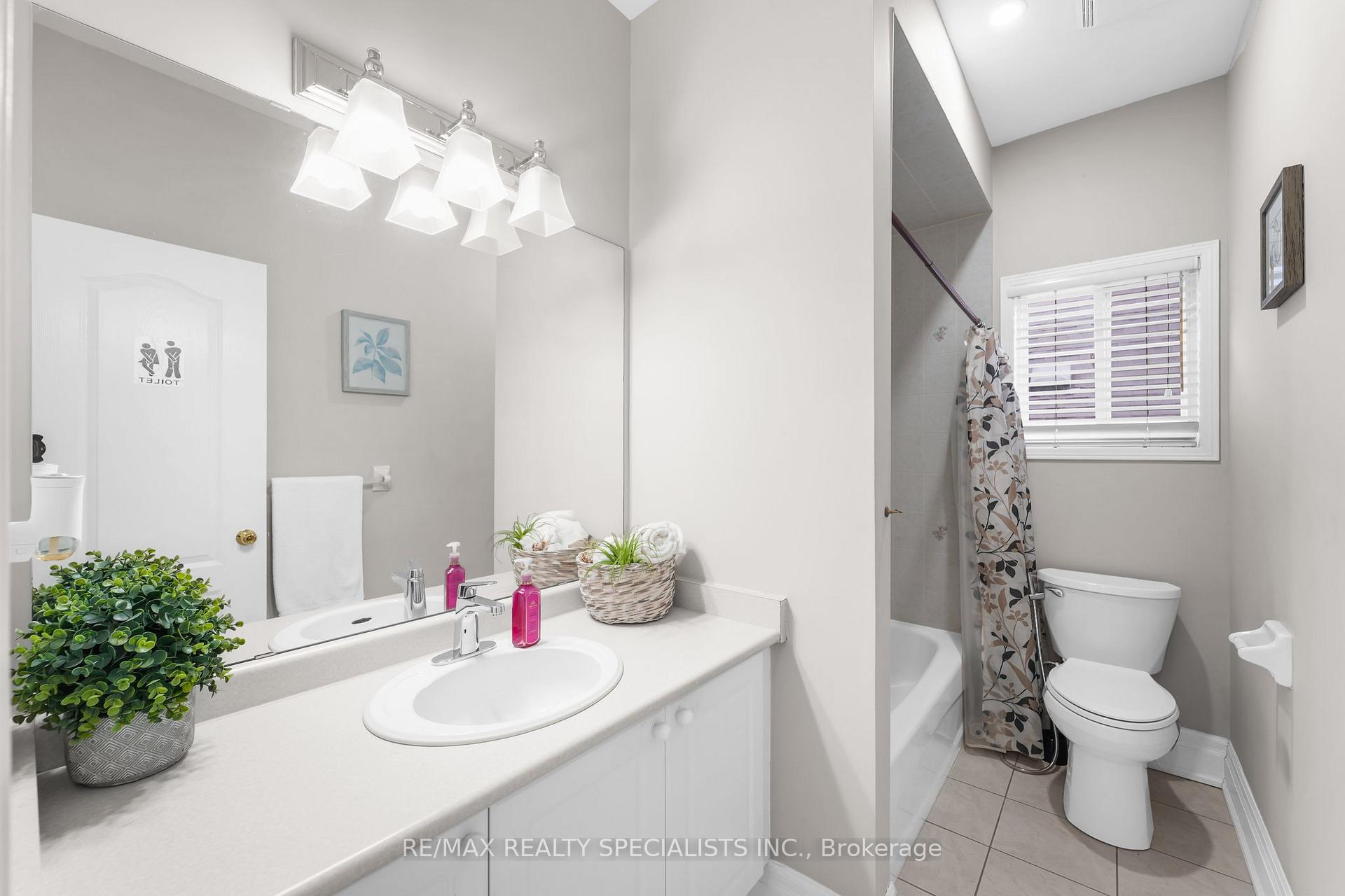 Photo 26 of 73 Baybrook Road, Brampton, Snelgrove — HOMEH