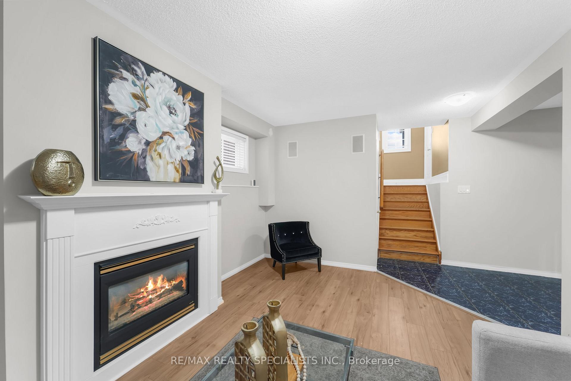Photo 27 of 73 Baybrook Road, Brampton, Snelgrove — HOMEH