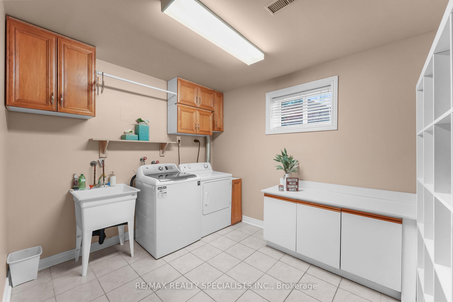 Photo 36 of 73 Baybrook Road, Brampton, Snelgrove — HOMEH