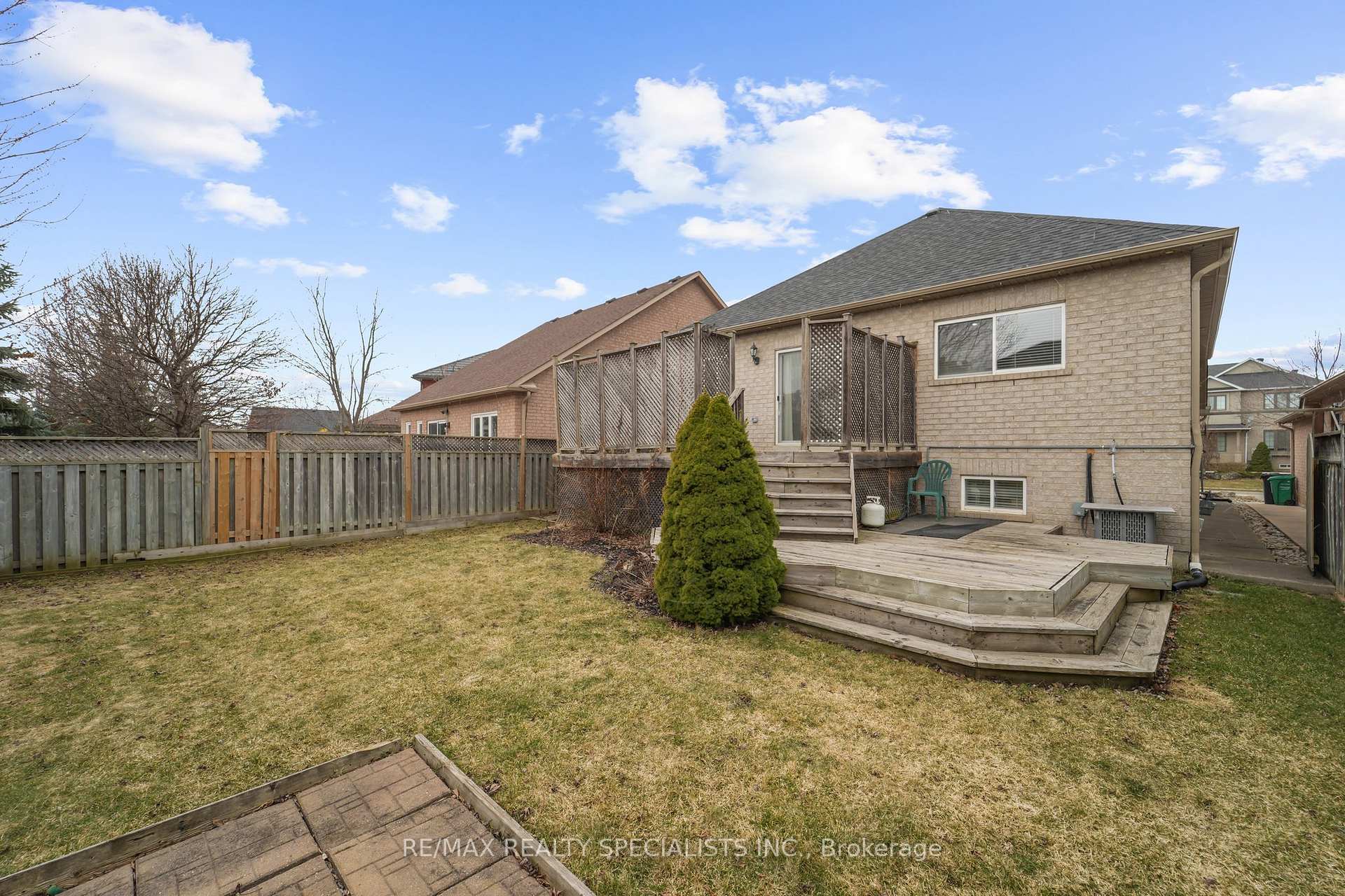 Photo 39 of 73 Baybrook Road, Brampton, Snelgrove — HOMEH