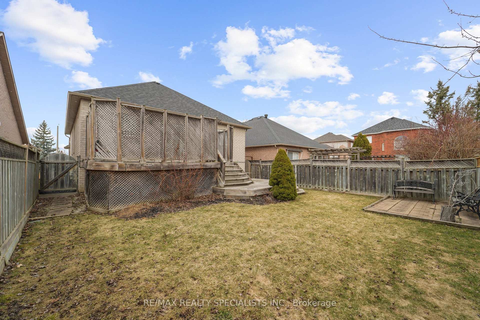 Photo 40 of 73 Baybrook Road, Brampton, Snelgrove — HOMEH