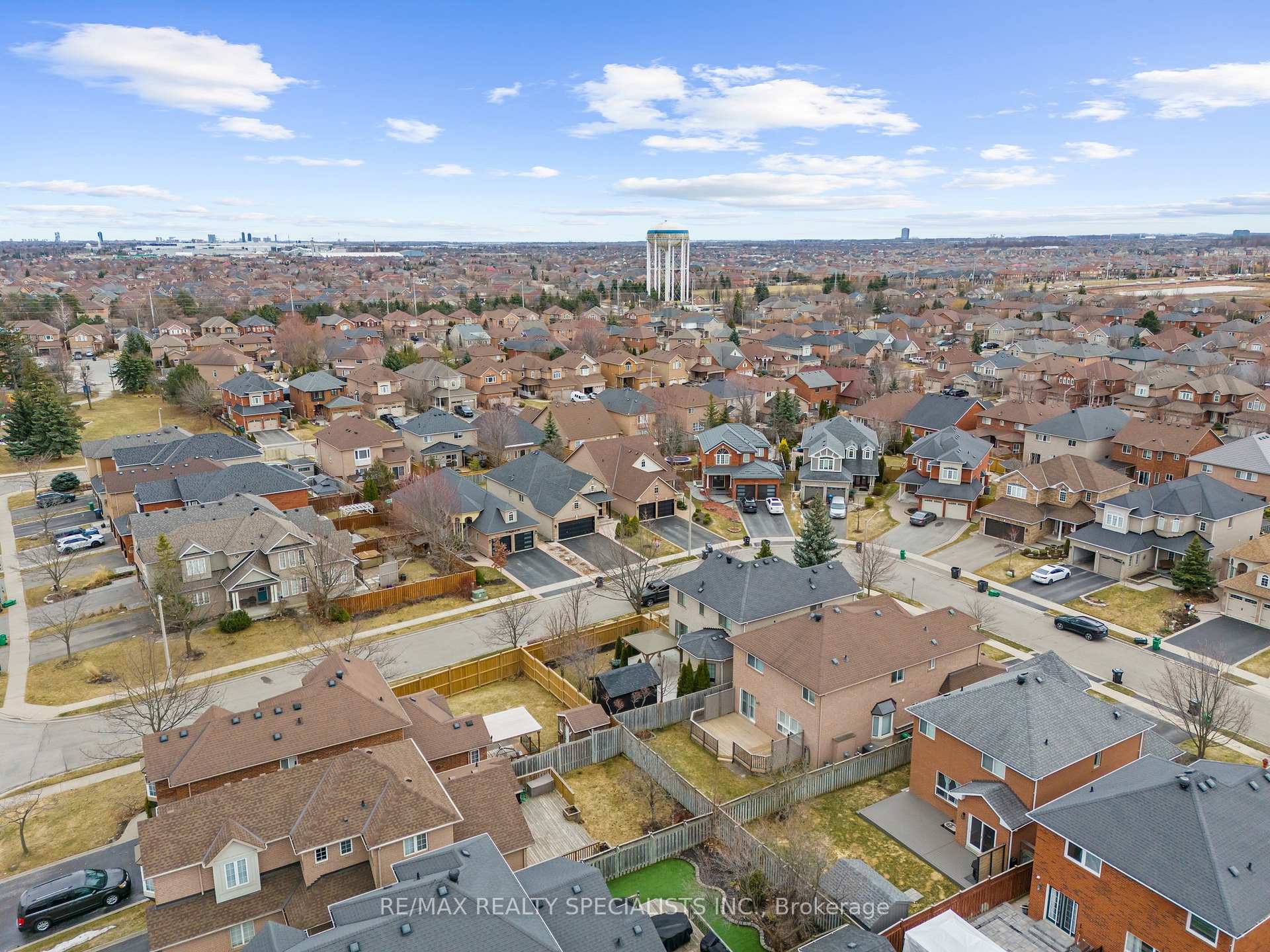 Photo 46 of 73 Baybrook Road, Brampton, Snelgrove — HOMEH