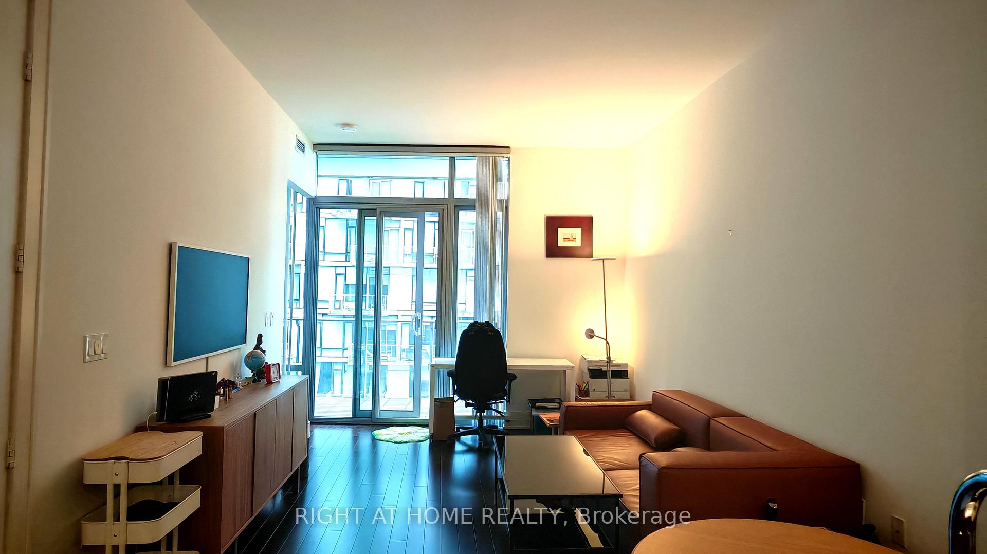 Photo 13 of Unit 718, 39 Queens Quay E, Toronto, Waterfront Communities — HOMEH