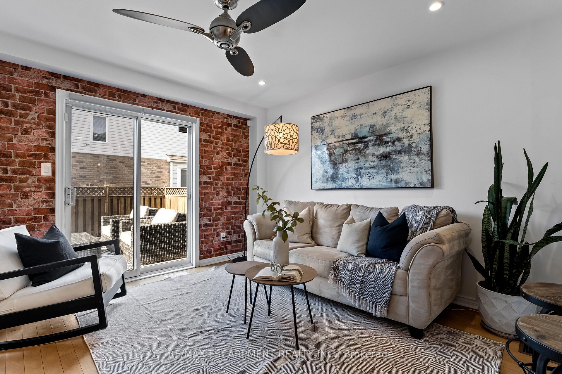 Photo 15 of 75 Kildonan Crescent, Hamilton, Waterdown — HOMEH
