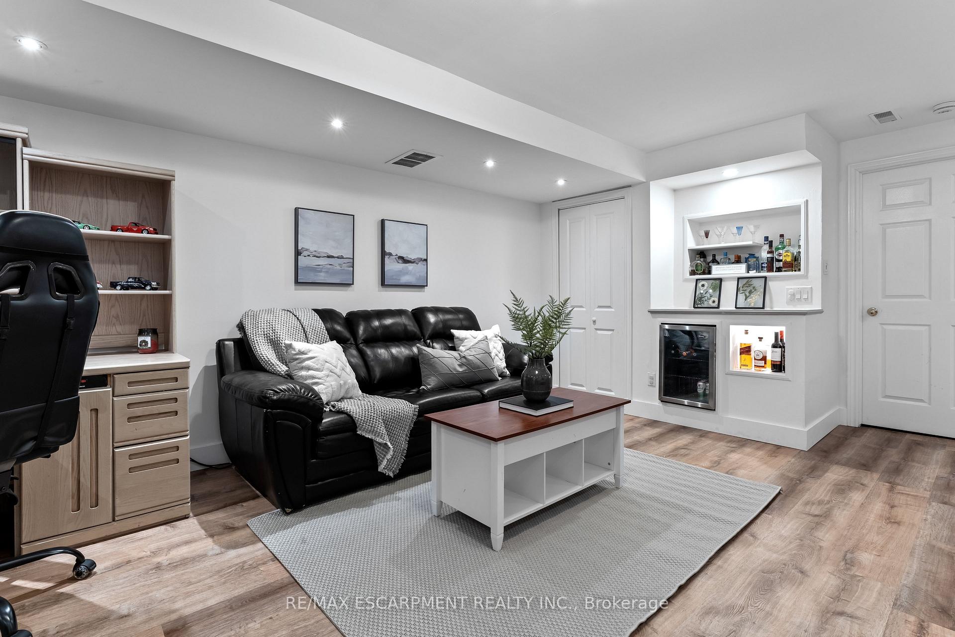 Photo 29 of 75 Kildonan Crescent, Hamilton, Waterdown — HOMEH