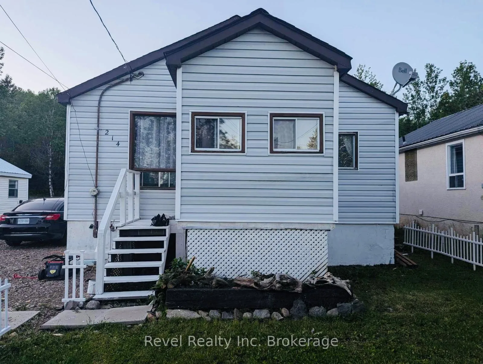 Photo of 214 Fotheringham Avenue
