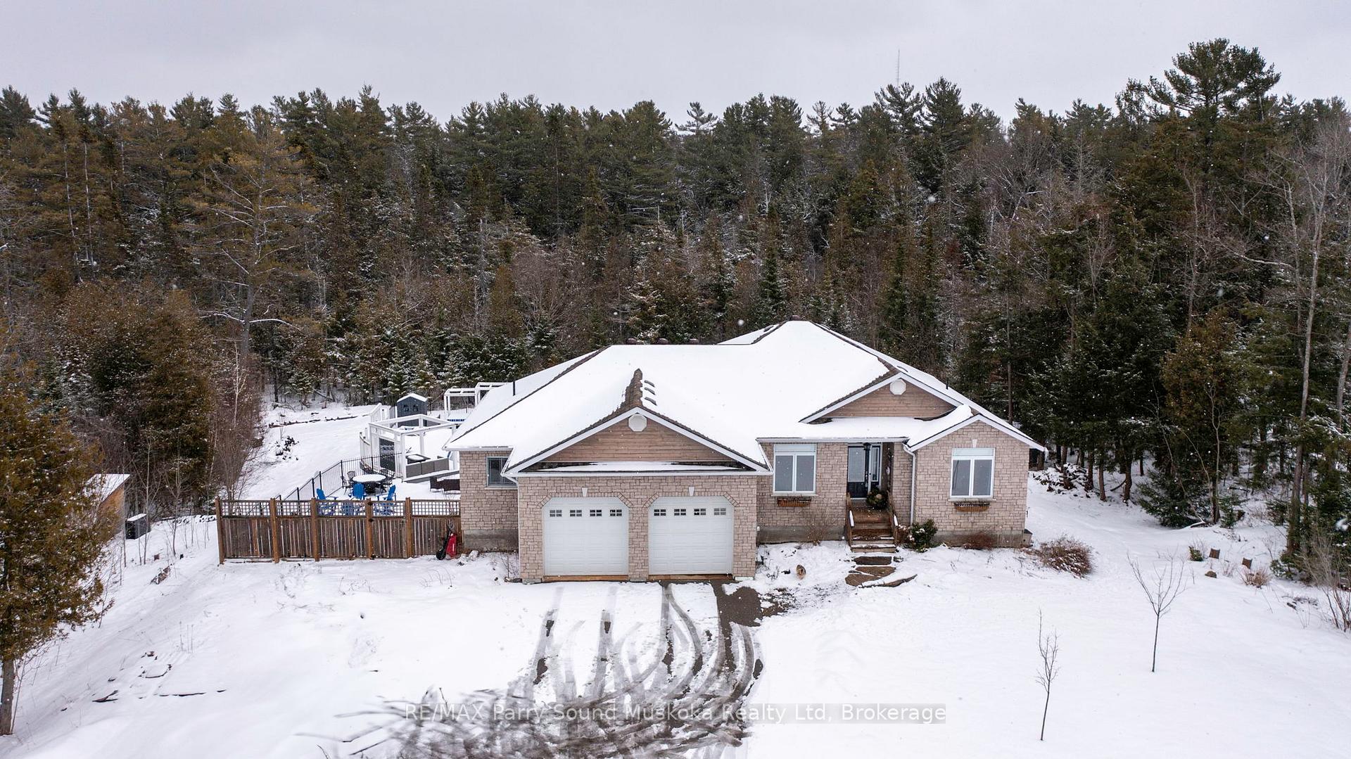Photo 2 of 13 Lake Forest Drive, McDougall — HOMEH