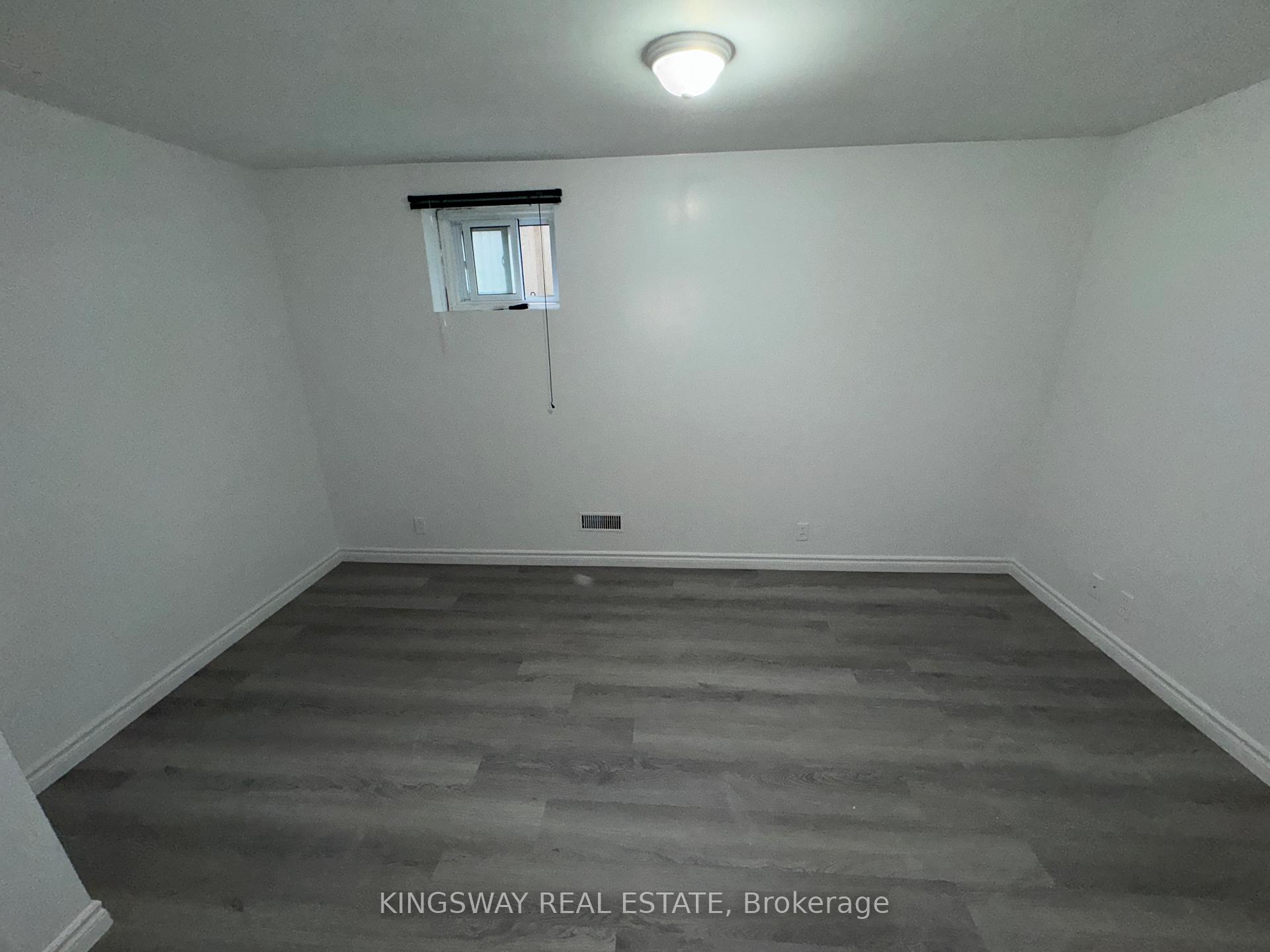 Photo 8 of Unit (Lower), 49 Riverglen Drive, Georgina, Keswick South — HOMEH