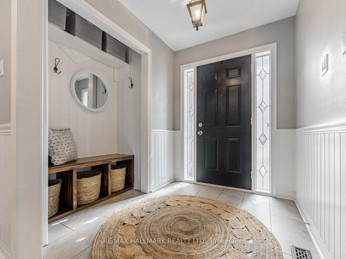 Photo 4 of 26 Mountainberry Road, Brampton, Sandringham-Wellington — HOMEH