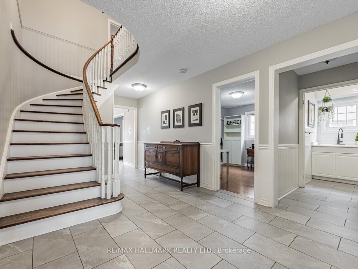 Photo 5 of 26 Mountainberry Road, Brampton, Sandringham-Wellington — HOMEH
