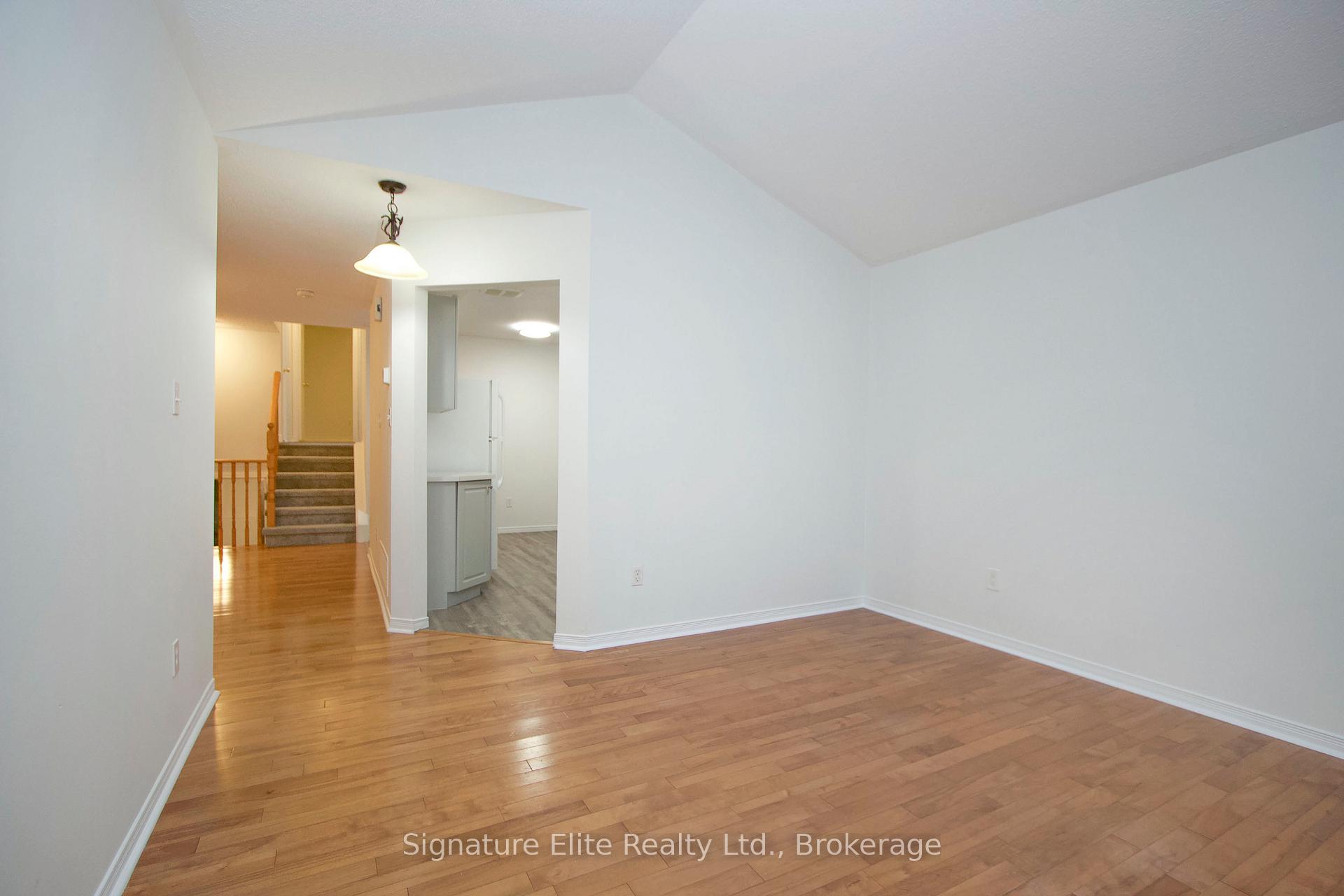 Photo 3 of 45 Mcfeeters Crescent, Clarington, Bowmanville — HOMEH