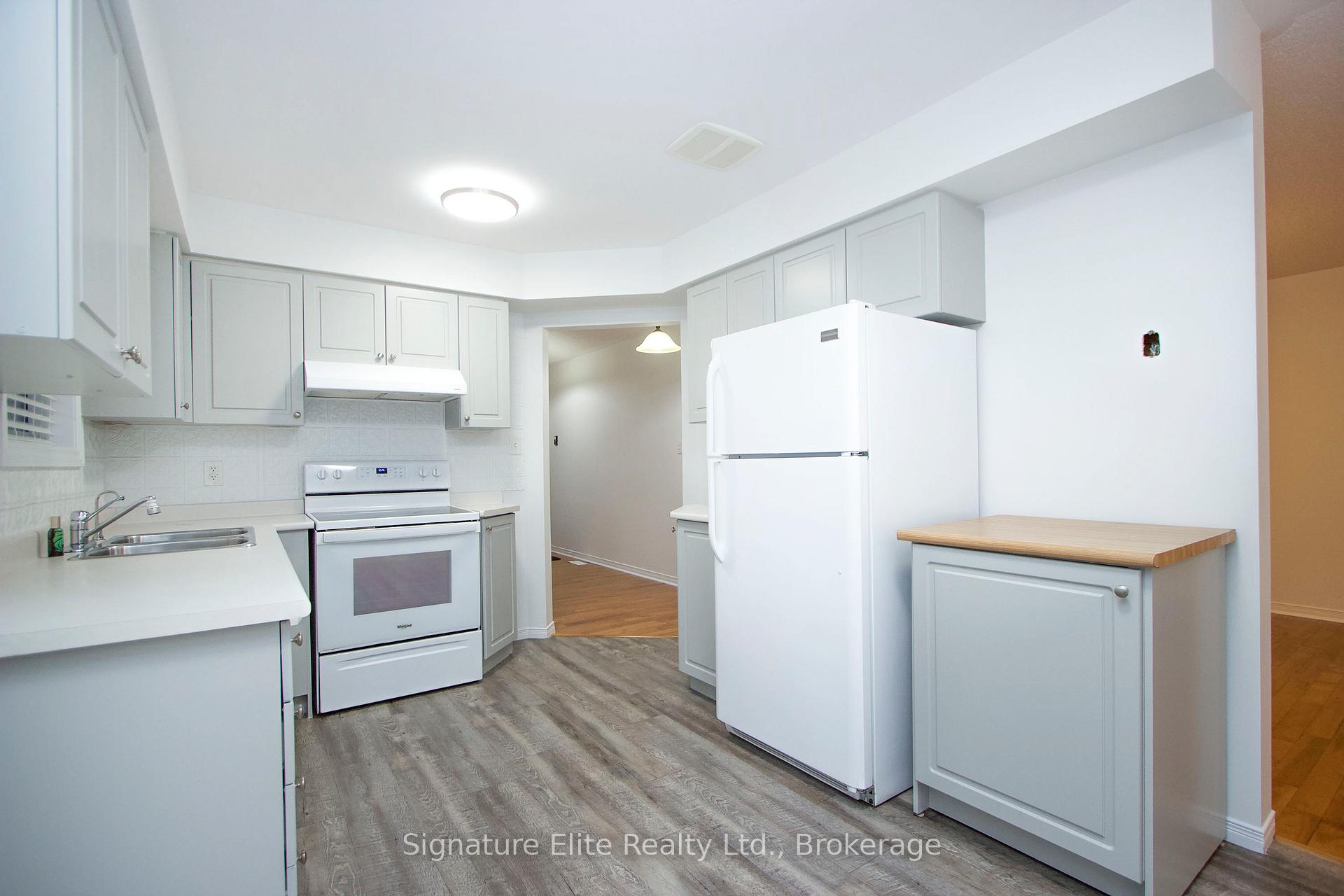 Photo 6 of 45 Mcfeeters Crescent, Clarington, Bowmanville — HOMEH