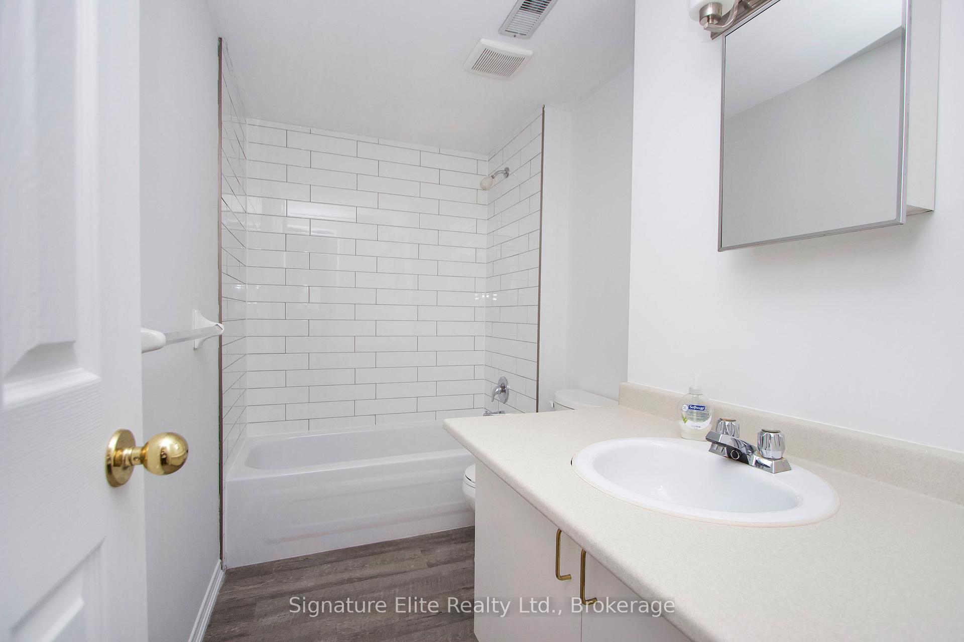 Photo 17 of 45 Mcfeeters Crescent, Clarington, Bowmanville — HOMEH