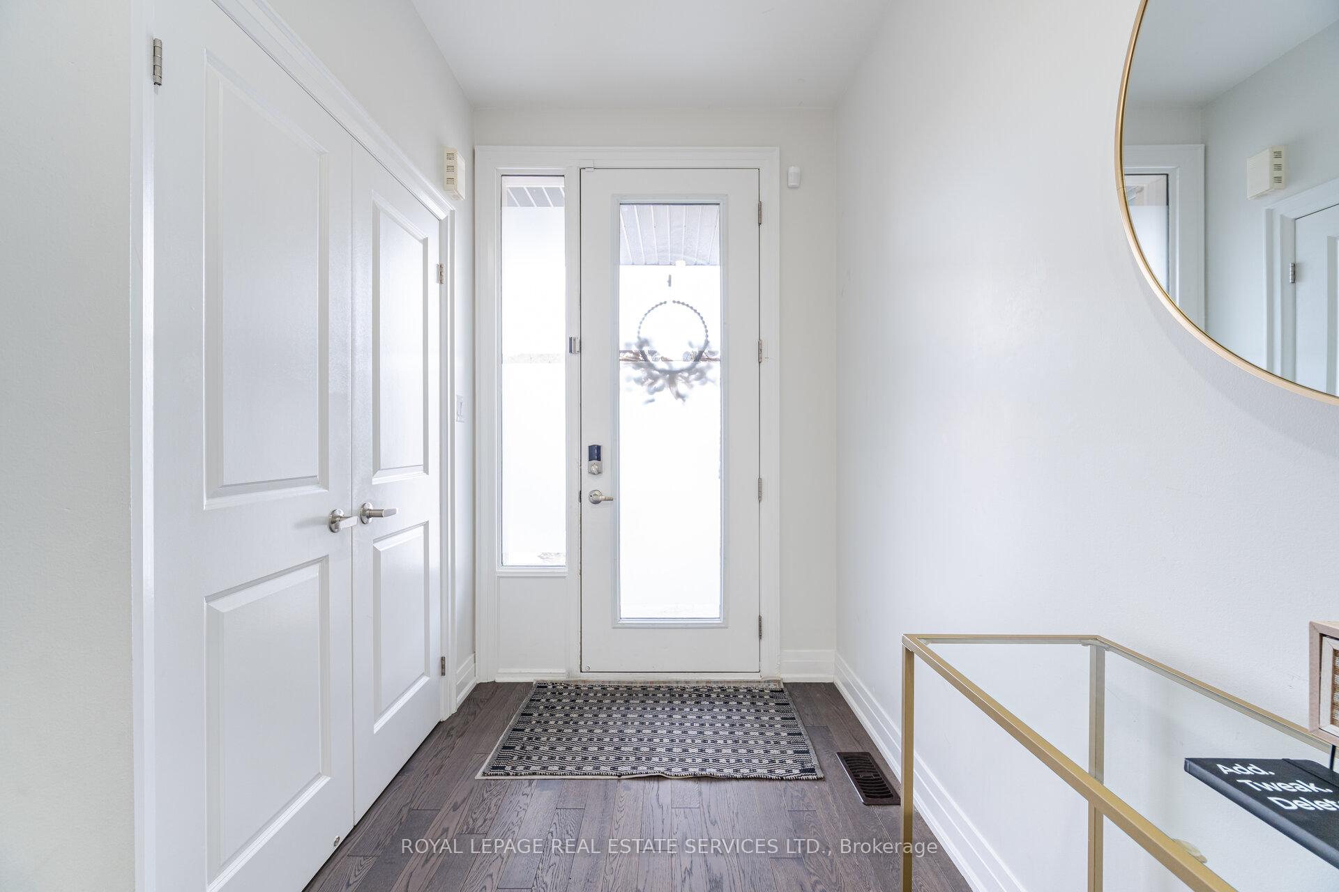 Photo 5 of 33 Lollard Way, Brampton, Bram West — HOMEH
