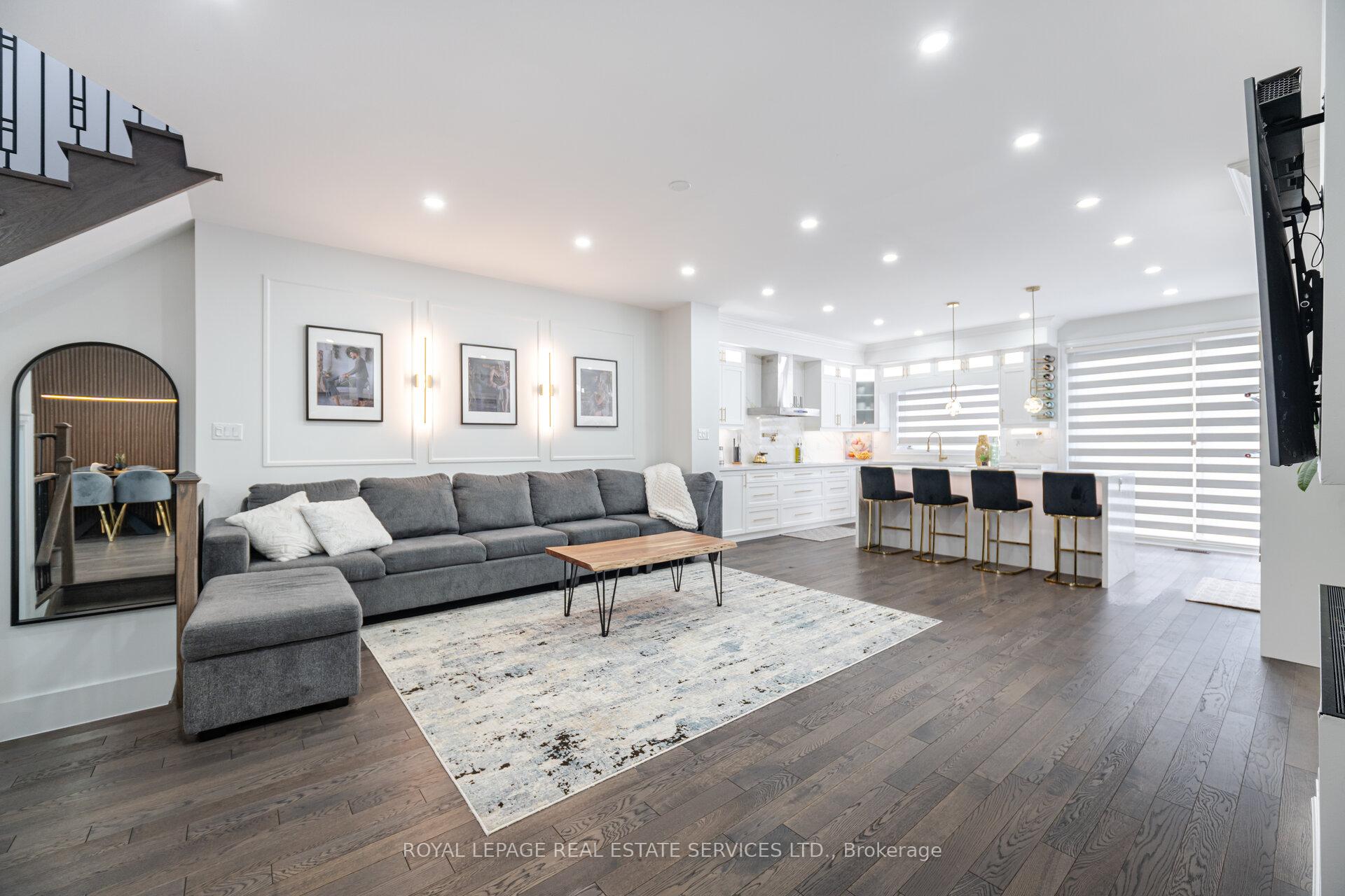 Photo 9 of 33 Lollard Way, Brampton, Bram West — HOMEH