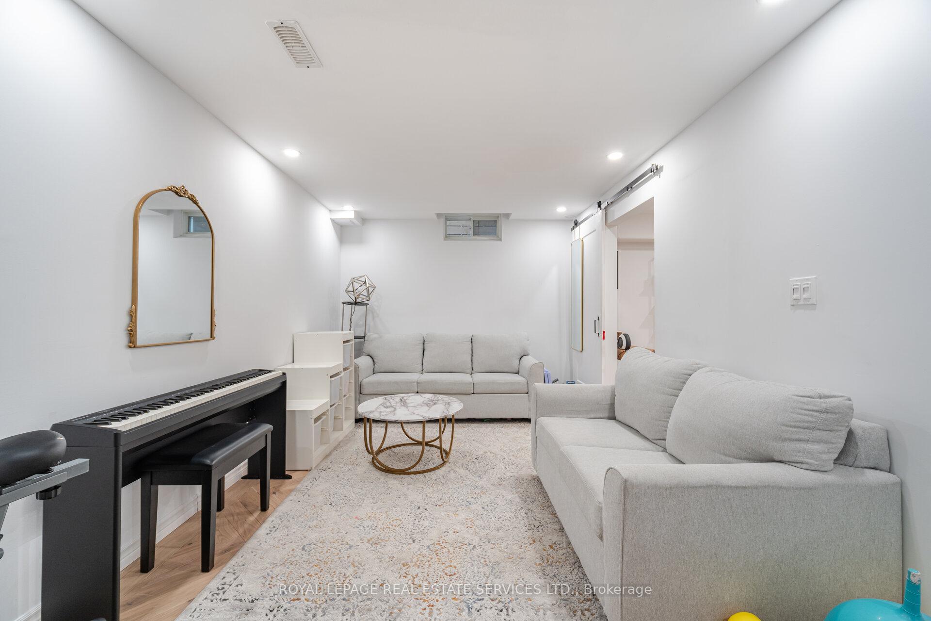 Photo 44 of 33 Lollard Way, Brampton, Bram West — HOMEH