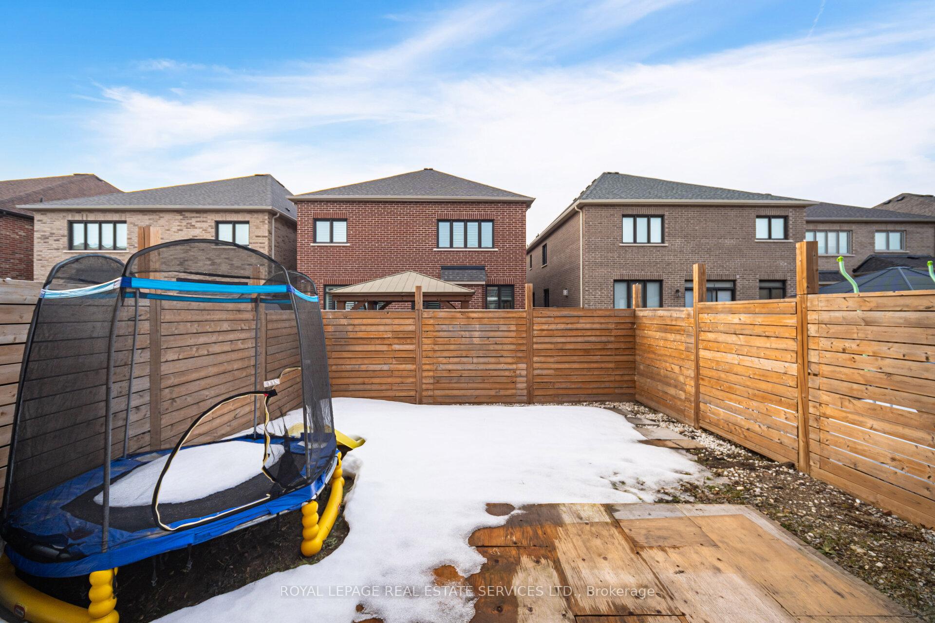 Photo 47 of 33 Lollard Way, Brampton, Bram West — HOMEH