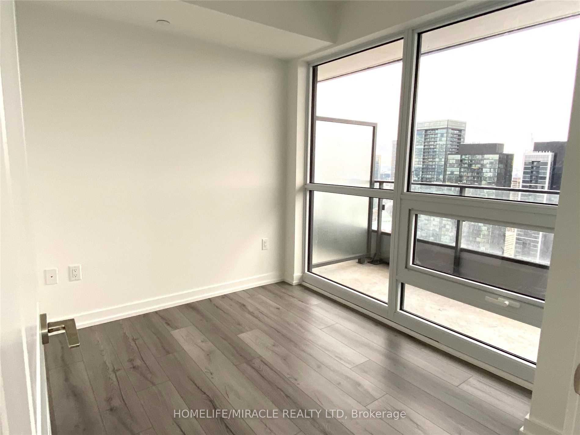 Photo 11 of Unit 5304, 395 Bloor Street E, Toronto, North St. James Town — HOMEH