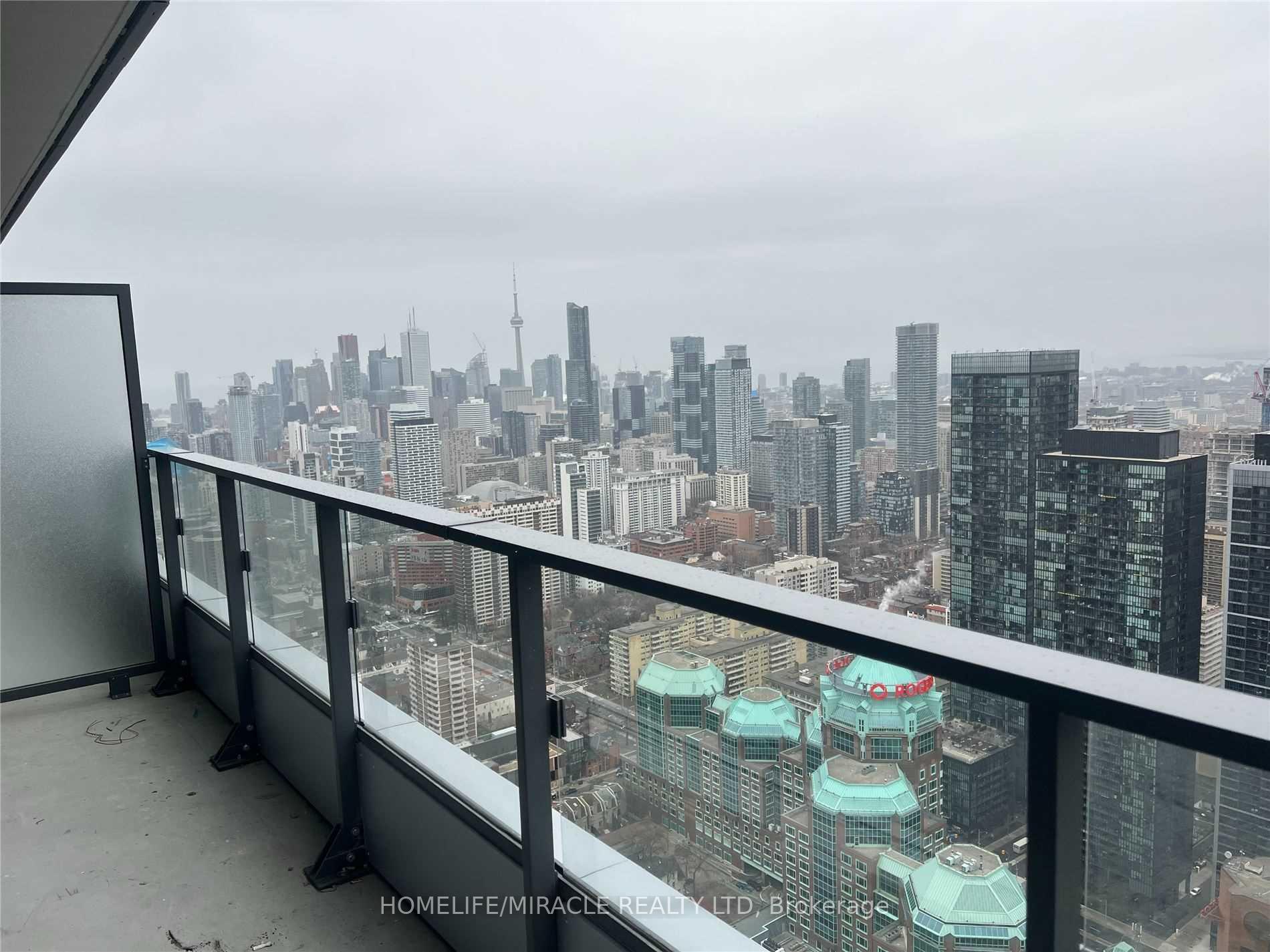 Photo 15 of Unit 5304, 395 Bloor Street E, Toronto, North St. James Town — HOMEH