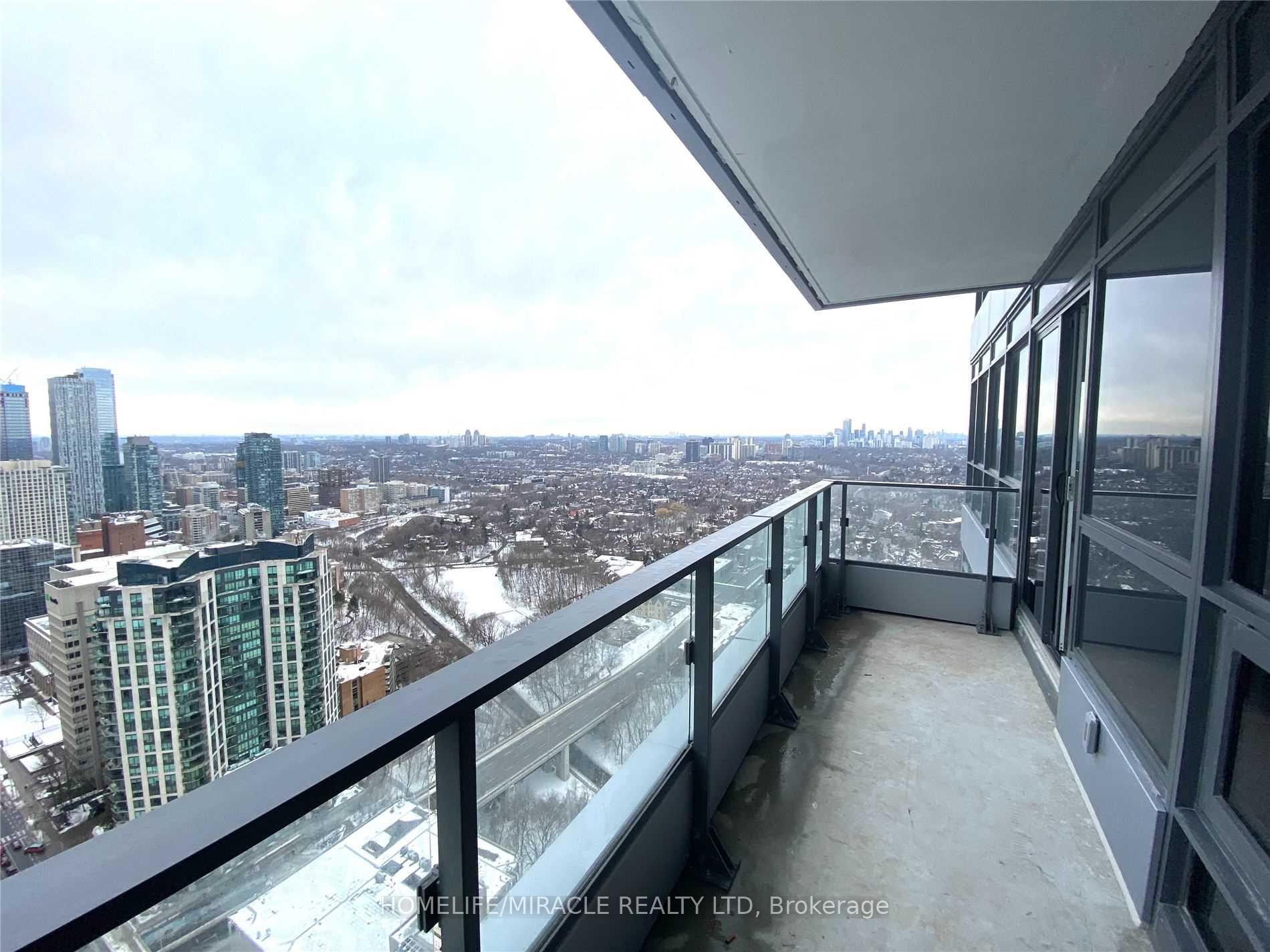 Photo 17 of Unit 5304, 395 Bloor Street E, Toronto, North St. James Town — HOMEH