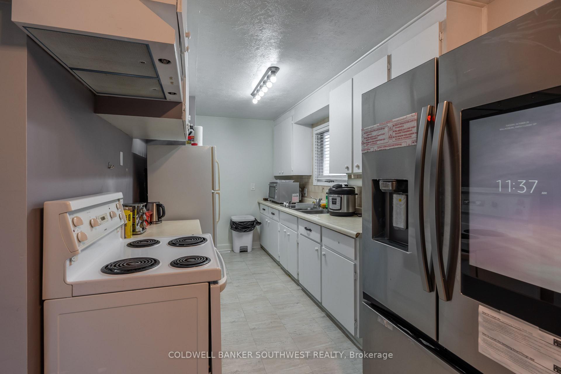 Photo 7 of 42 Warwick Drive, Chatham-Kent, Wallaceburg — HOMEH