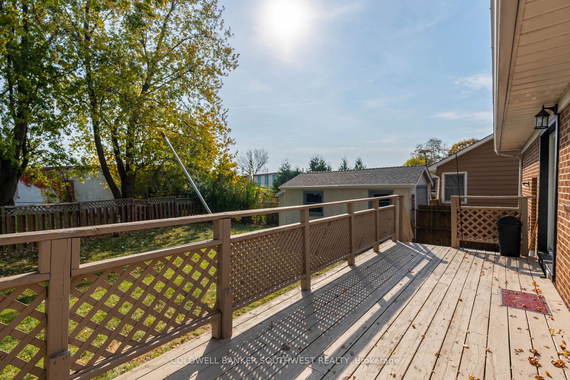 Photo 25 of 42 Warwick Drive, Chatham-Kent, Wallaceburg — HOMEH
