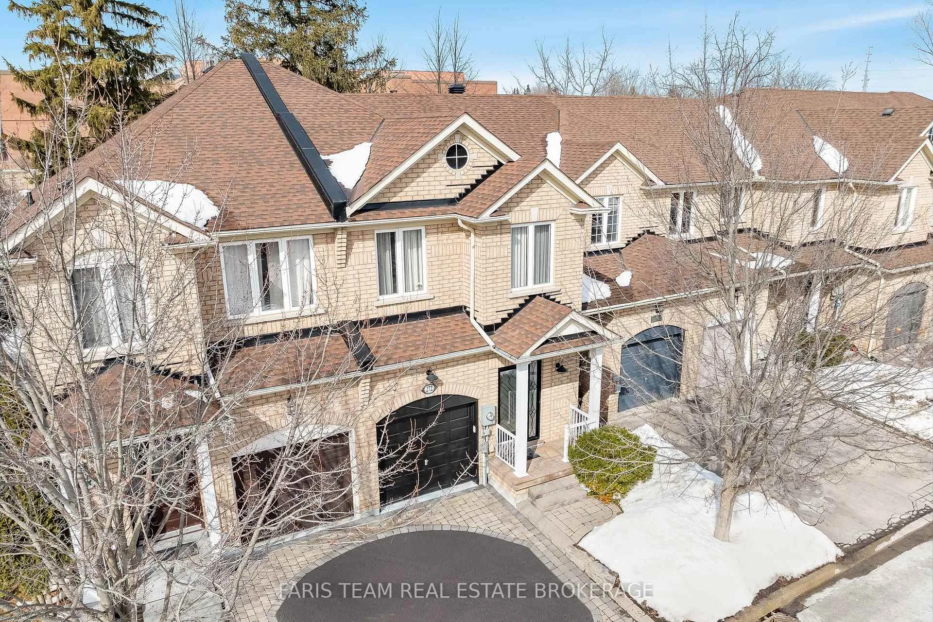 Front of 272 Tom Taylor Crescent
