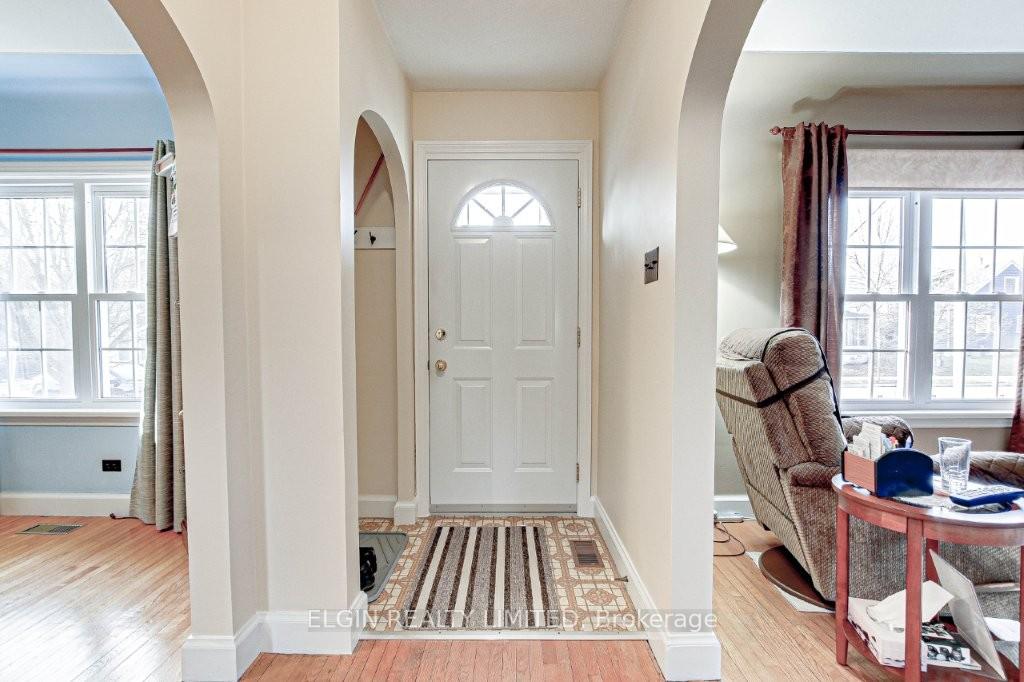 Photo 3 of 128 Myrtle Street, St. Thomas — HOMEH