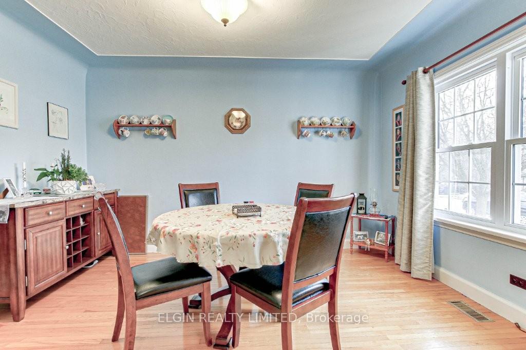 Photo 6 of 128 Myrtle Street, St. Thomas — HOMEH