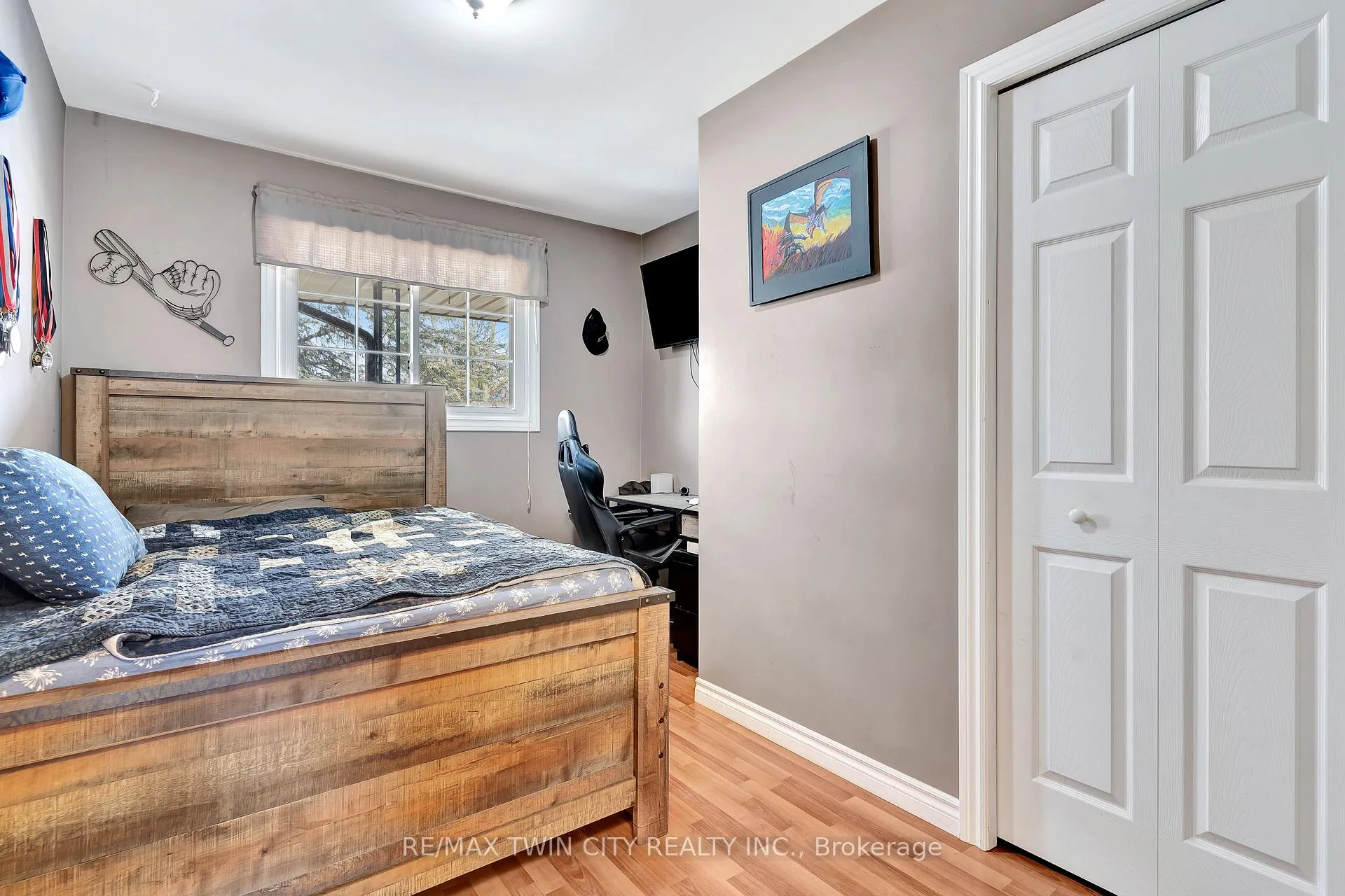 Photo 8 of 22 Victoria Street, North Dumfries — HOMEH