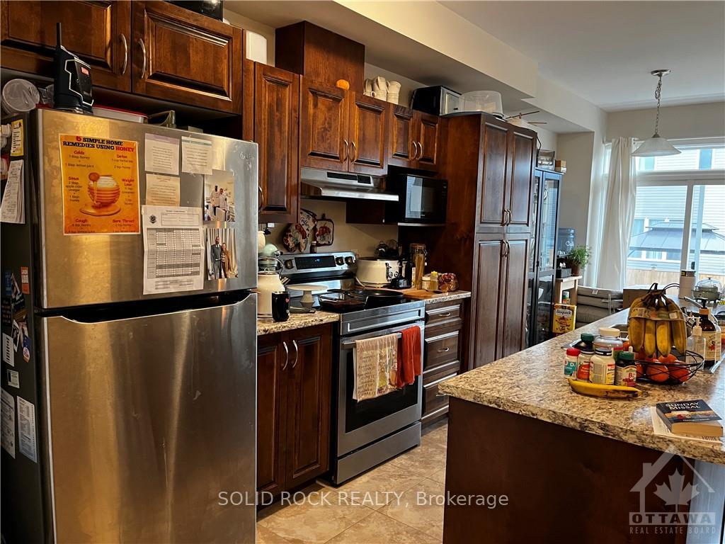 Photo 5 of 18 Antonakos Drive, Carleton Place — HOMEH