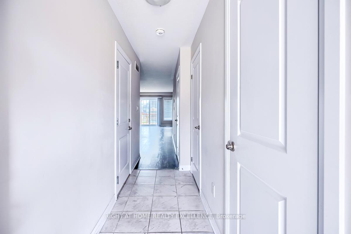 Photo 25 of 47 Fenside Street, Kitchener — HOMEH