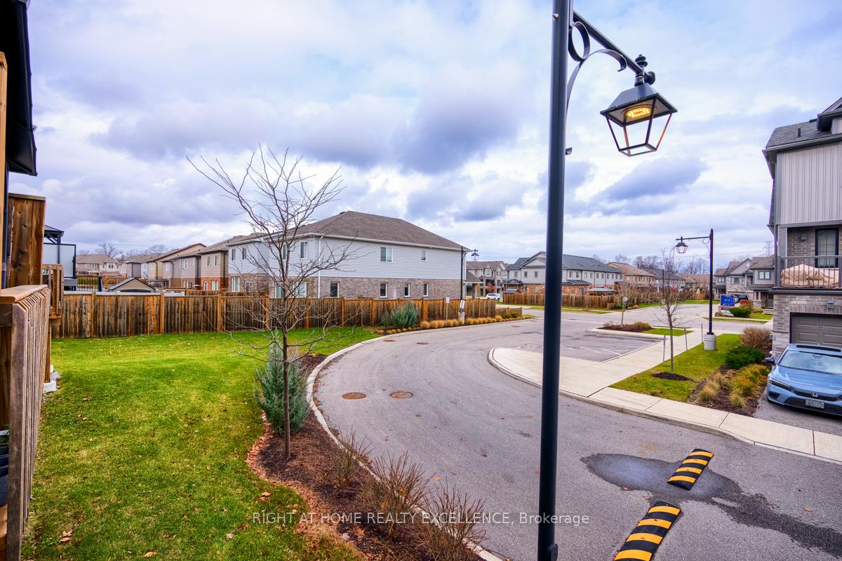 Photo 56 of 47 Fenside Street, Kitchener — HOMEH