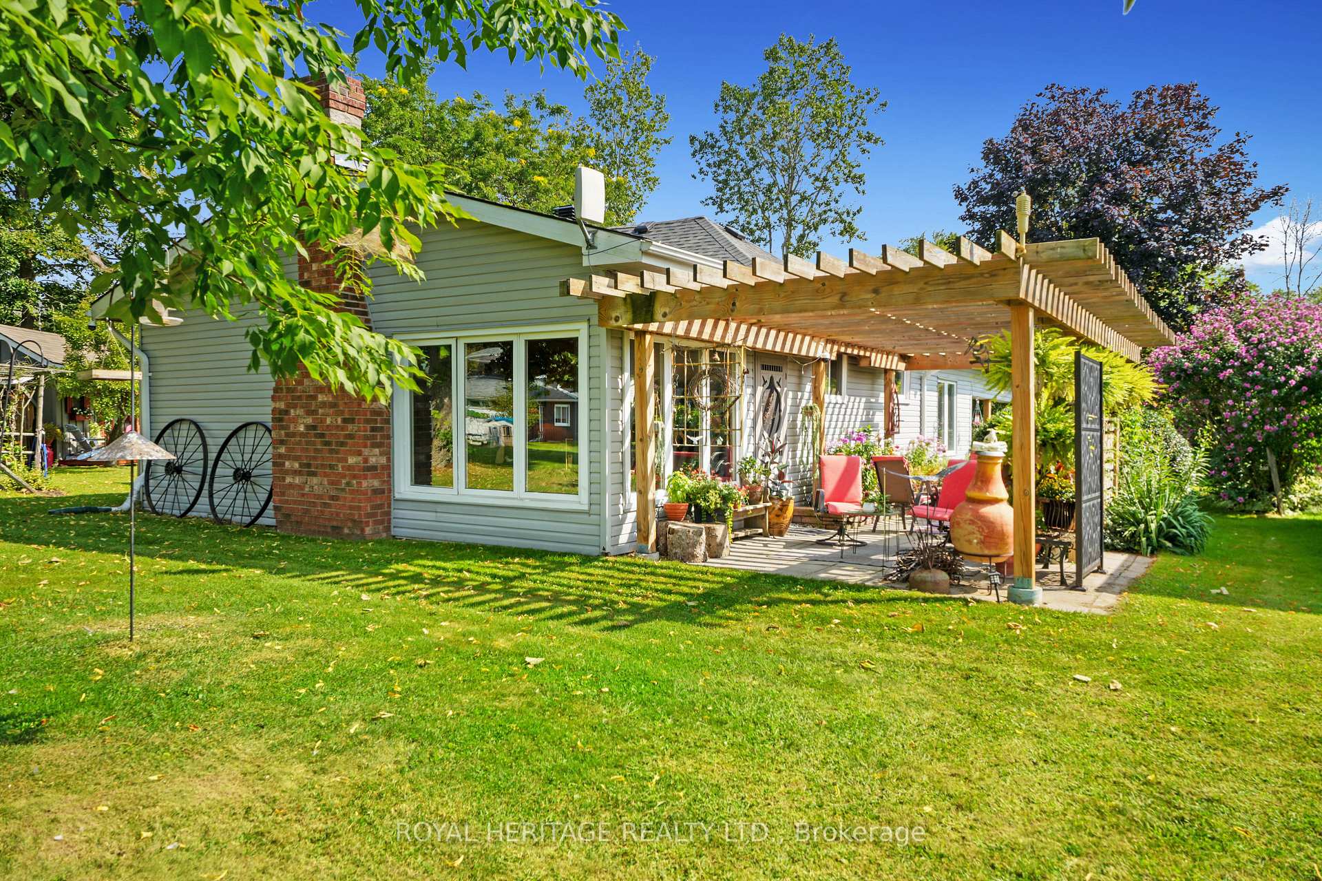 Photo 31 of 50 Willow Point Road, Brighton, Rural Brighton — HOMEH