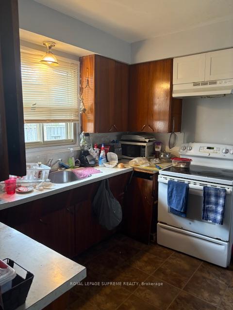 Photo 9 of 187 Park Row N, Hamilton, Crown Point — HOMEH