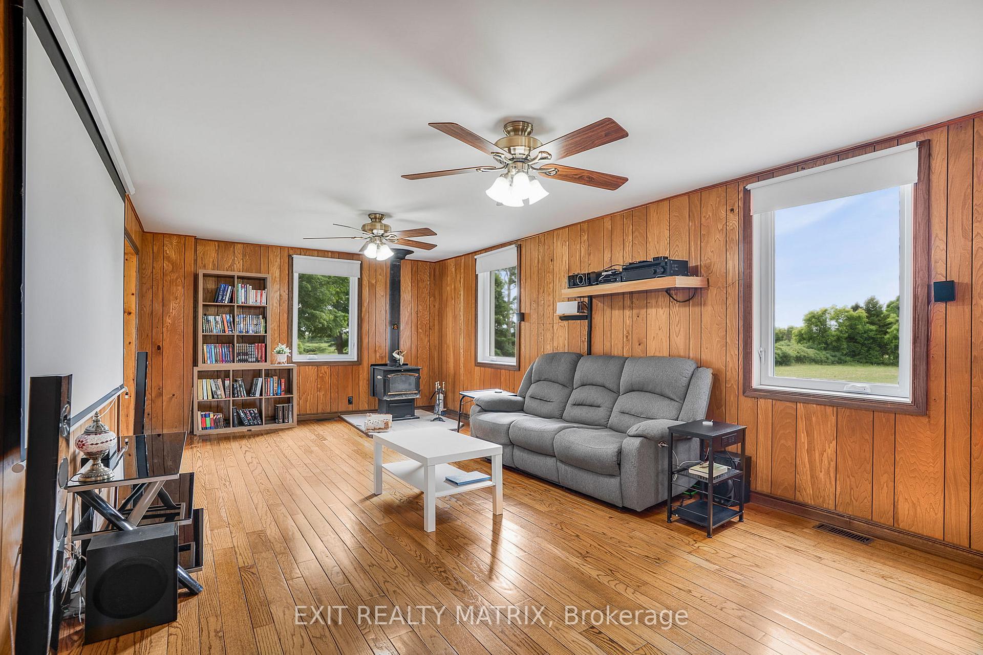 Photo 4 of 665 Greenlane Road, Champlain, Champlain Twp — HOMEH