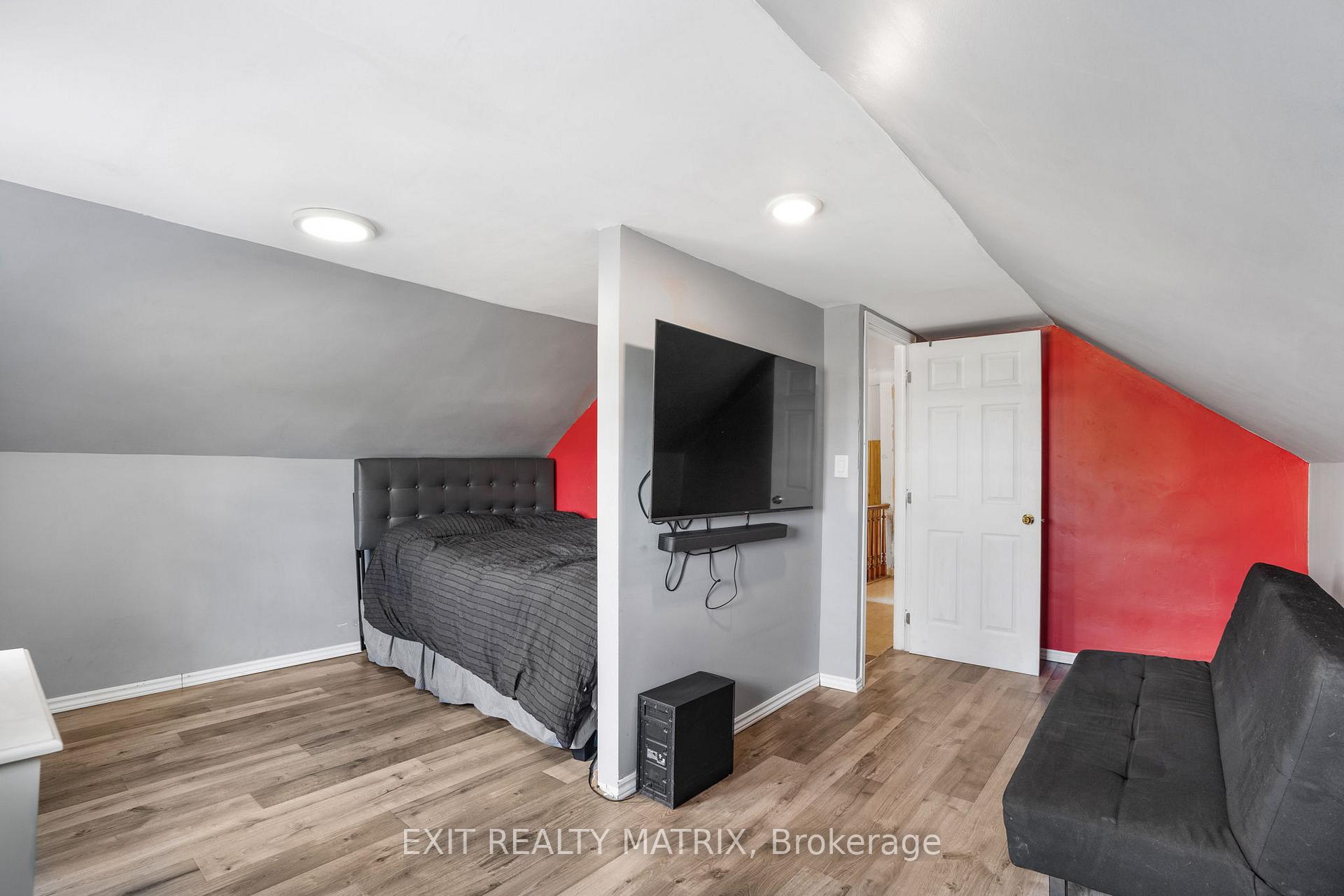 Photo 12 of 665 Greenlane Road, Champlain, Champlain Twp — HOMEH
