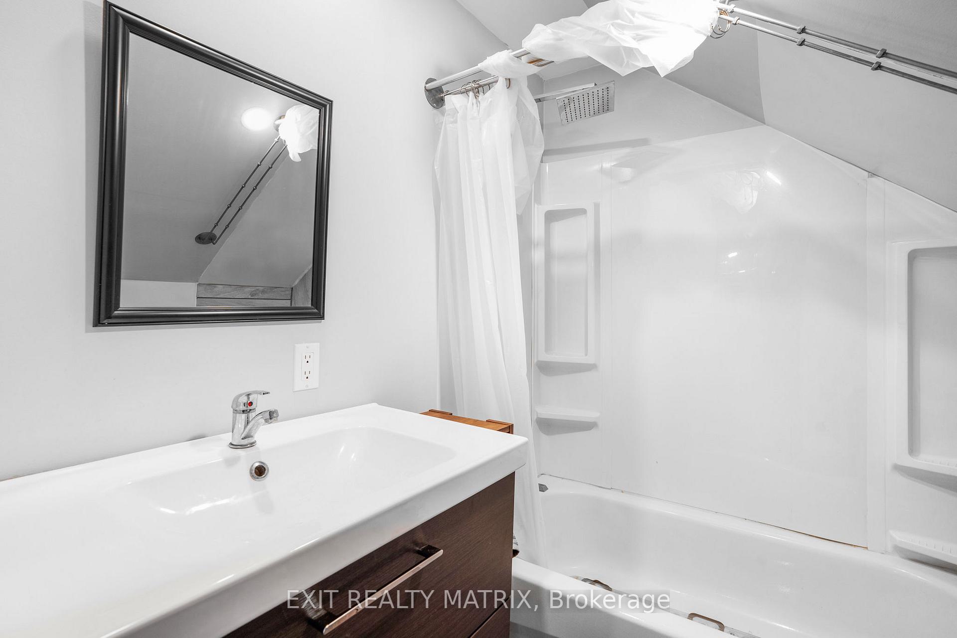 Photo 16 of 665 Greenlane Road, Champlain, Champlain Twp — HOMEH