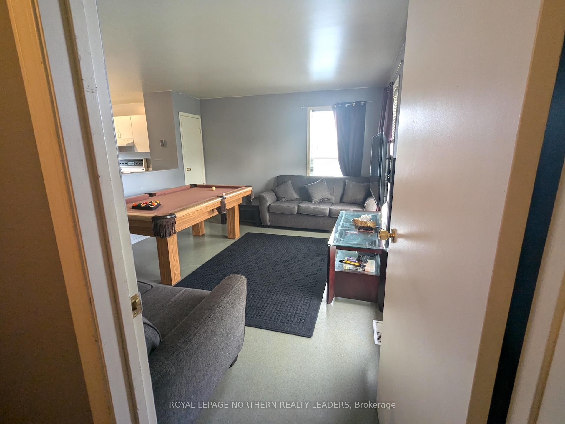 Photo 2 of 1533 Birch Crescent, Greenstone, West — HOMEH