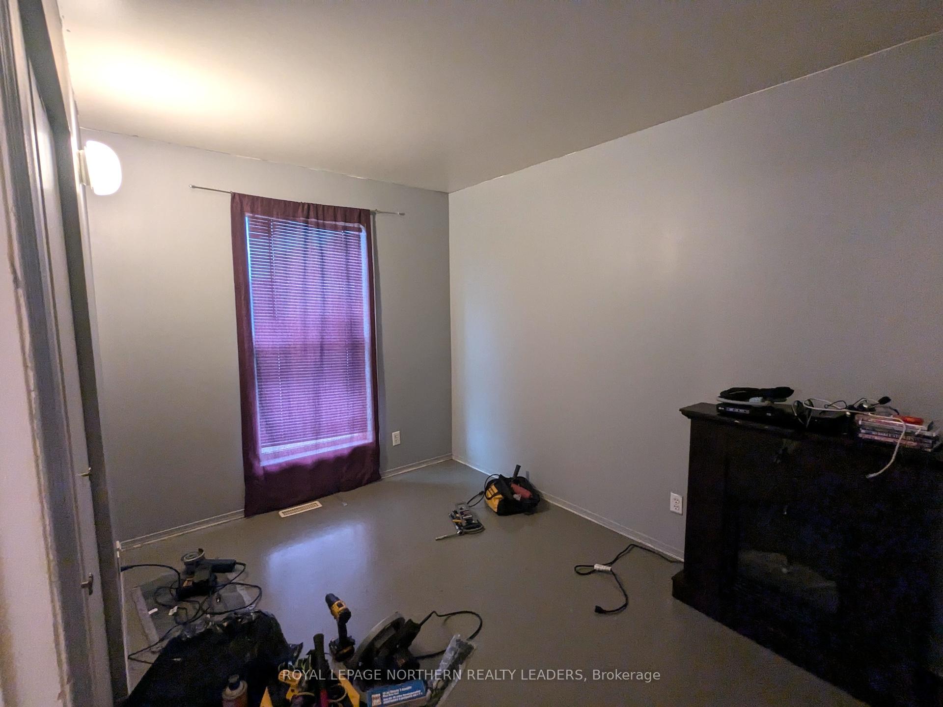Photo 10 of 1533 Birch Crescent, Greenstone, West — HOMEH