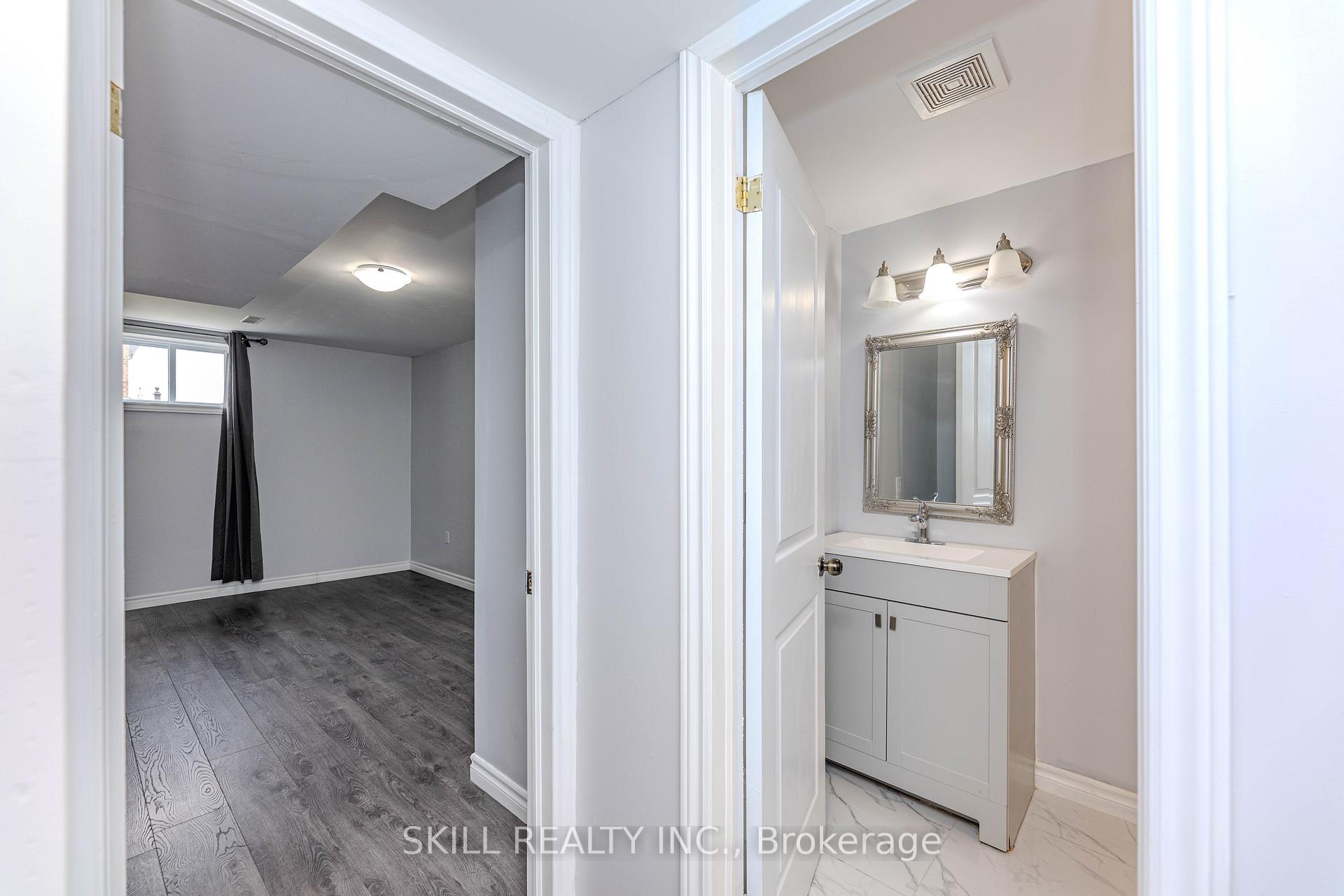 Photo 16 of 1 Nugent Court, Barrie, Northwest — HOMEH