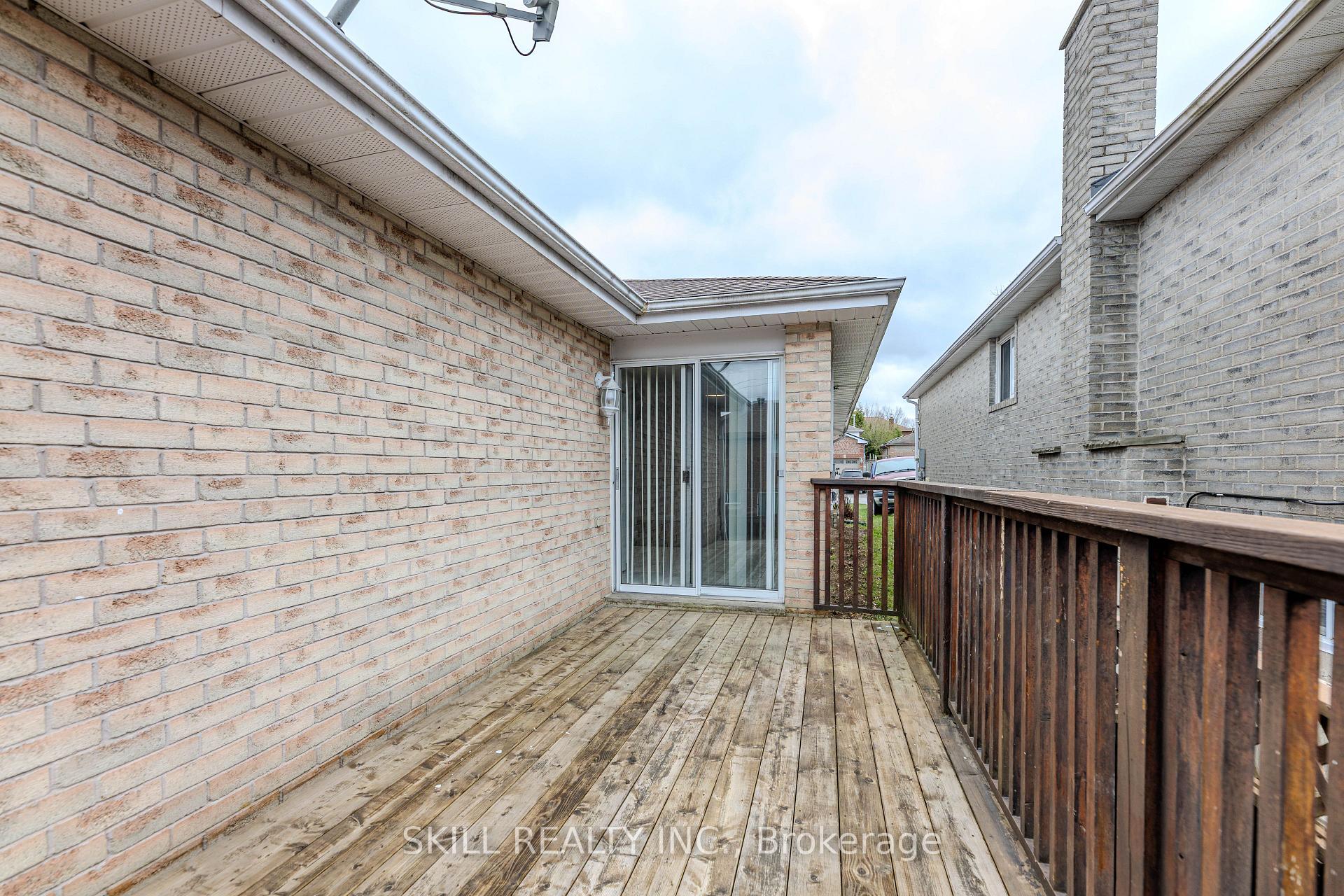 Photo 35 of 1 Nugent Court, Barrie, Northwest — HOMEH