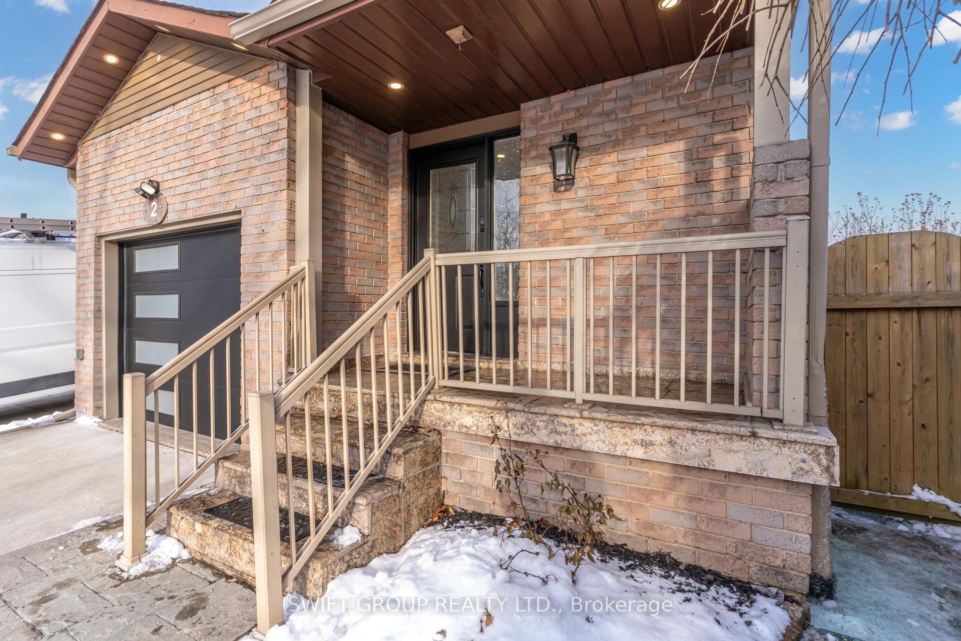Photo 4 of 2 Buffalo Court, Hamilton, Stoney Creek Mountain — HOMEH