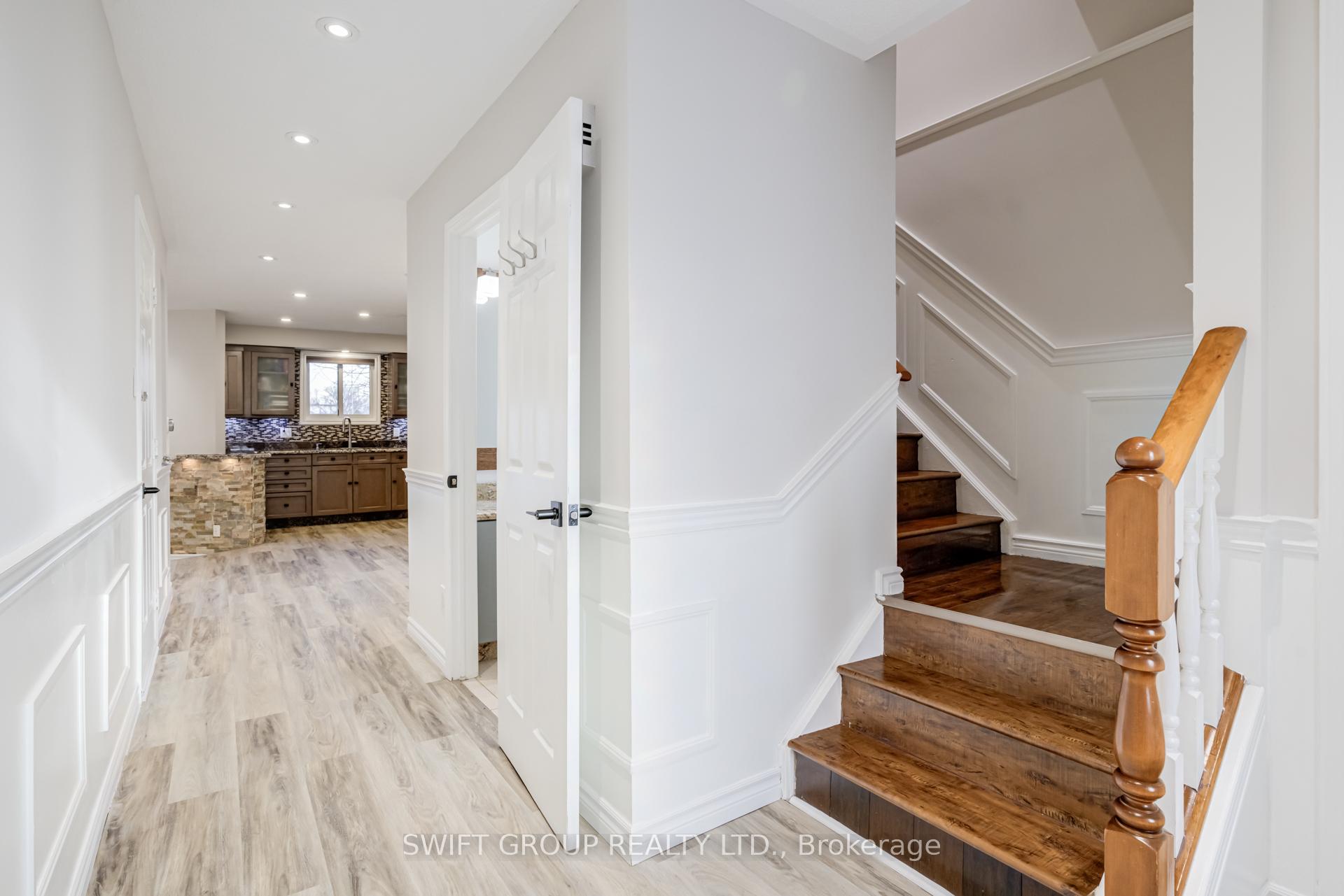 Photo 6 of 2 Buffalo Court, Hamilton, Stoney Creek Mountain — HOMEH