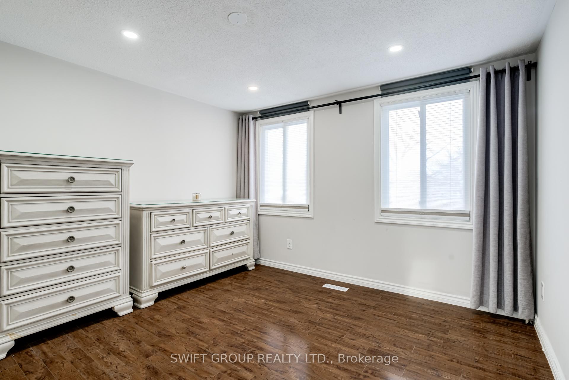 Photo 18 of 2 Buffalo Court, Hamilton, Stoney Creek Mountain — HOMEH