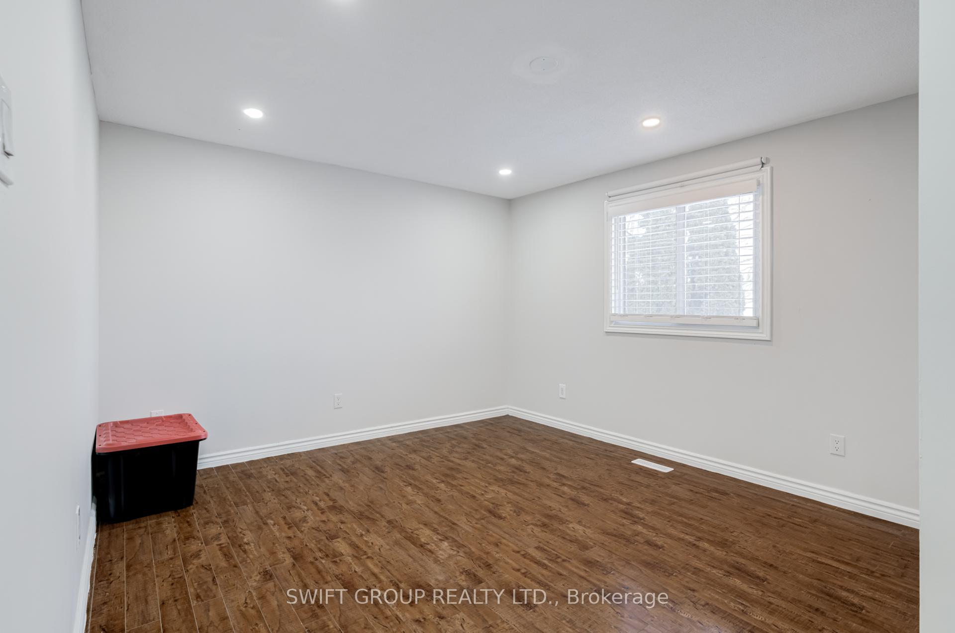 Photo 20 of 2 Buffalo Court, Hamilton, Stoney Creek Mountain — HOMEH
